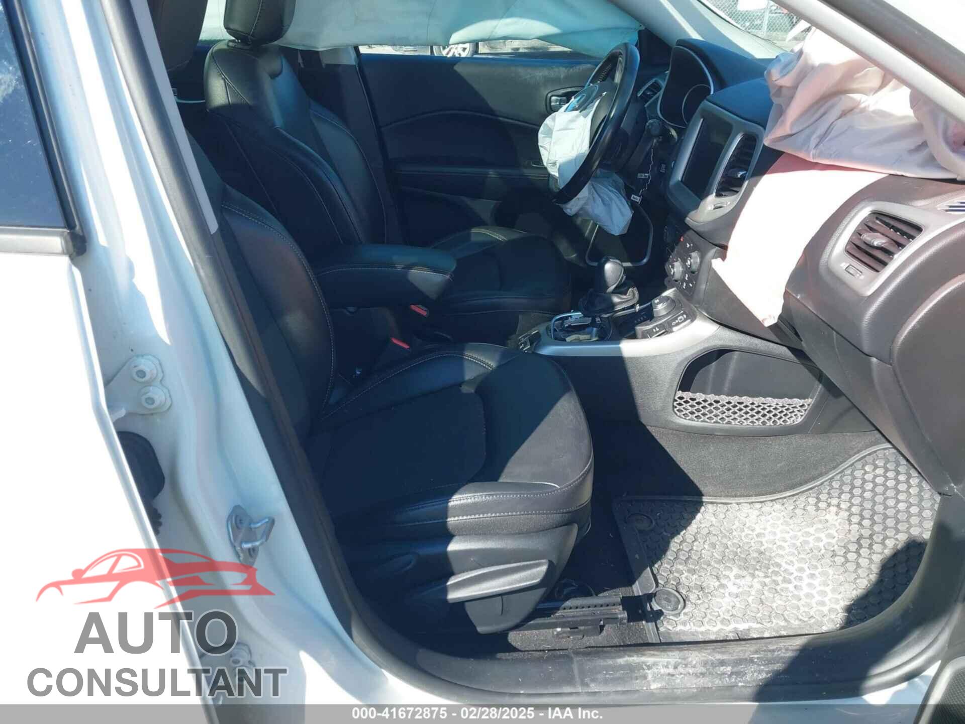 JEEP COMPASS 2019 - 3C4NJDBB9KT792521
