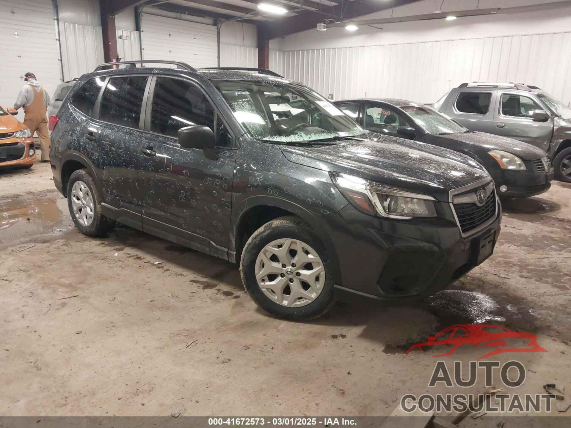 SUBARU FORESTER 2019 - JF2SKACC8KH586175