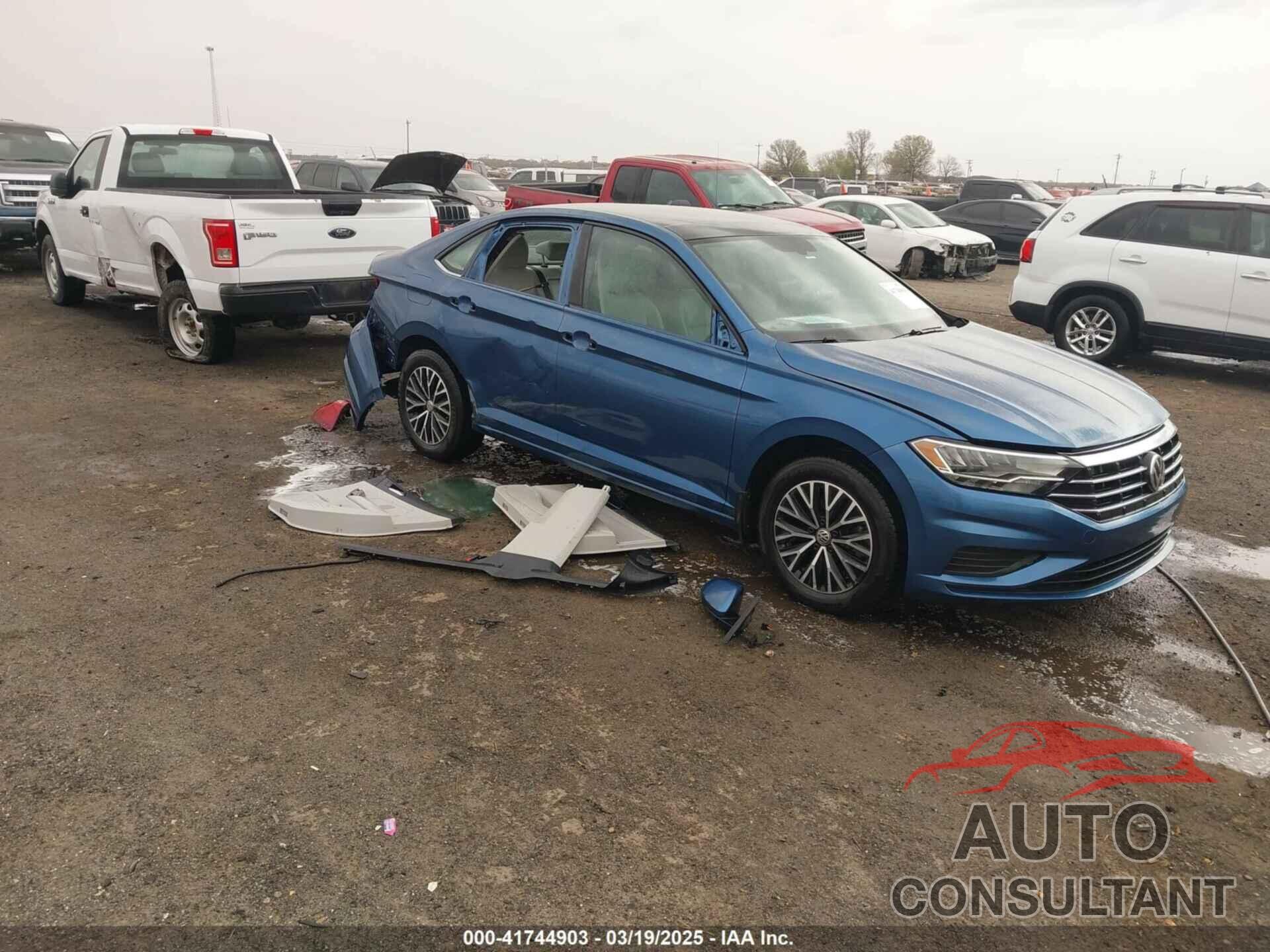 VOLKSWAGEN JETTA 2019 - 3VWCB7BU7KM244533