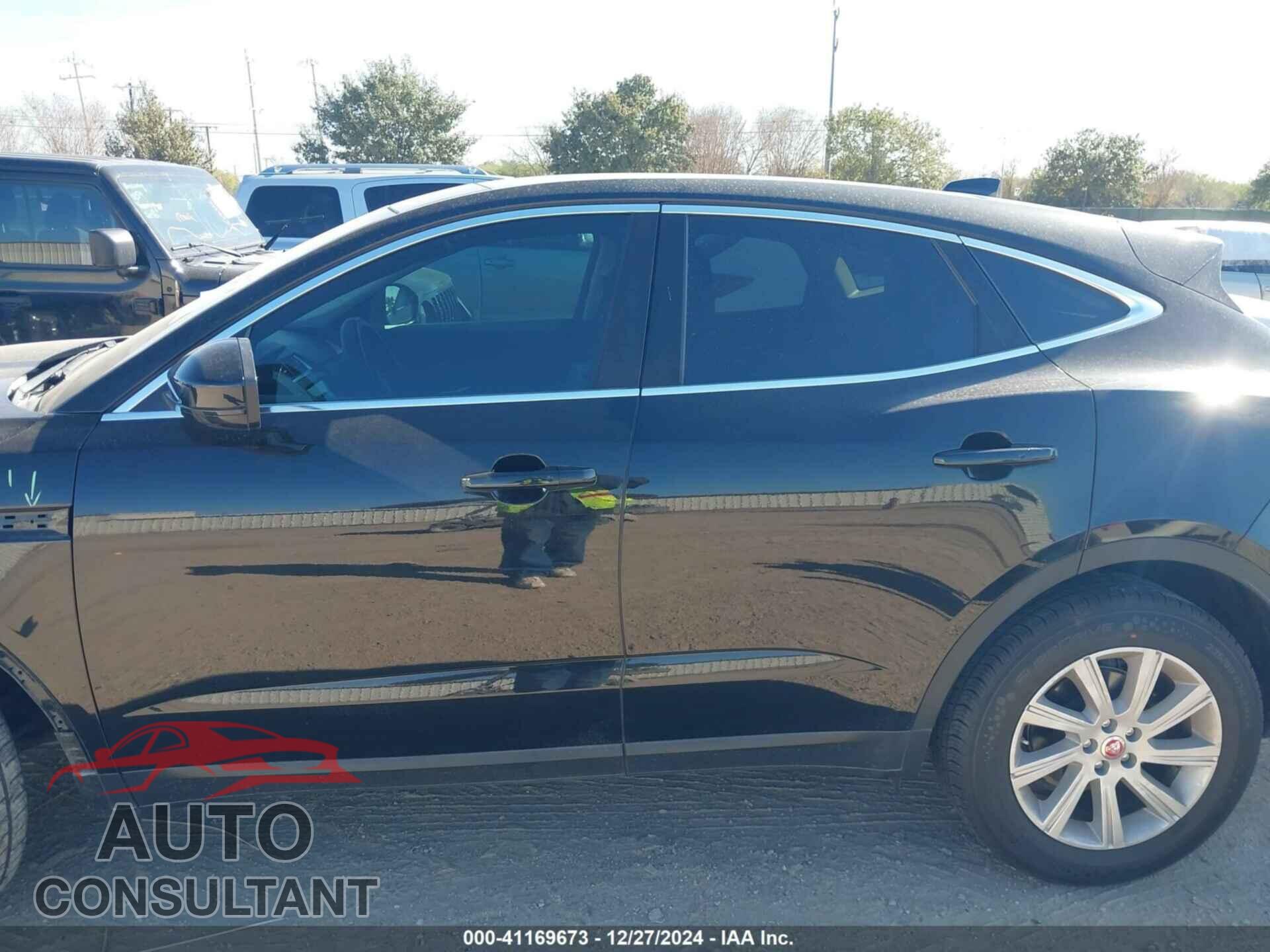 JAGUAR E-PACE 2018 - SADFJ2FX0J1Z31783