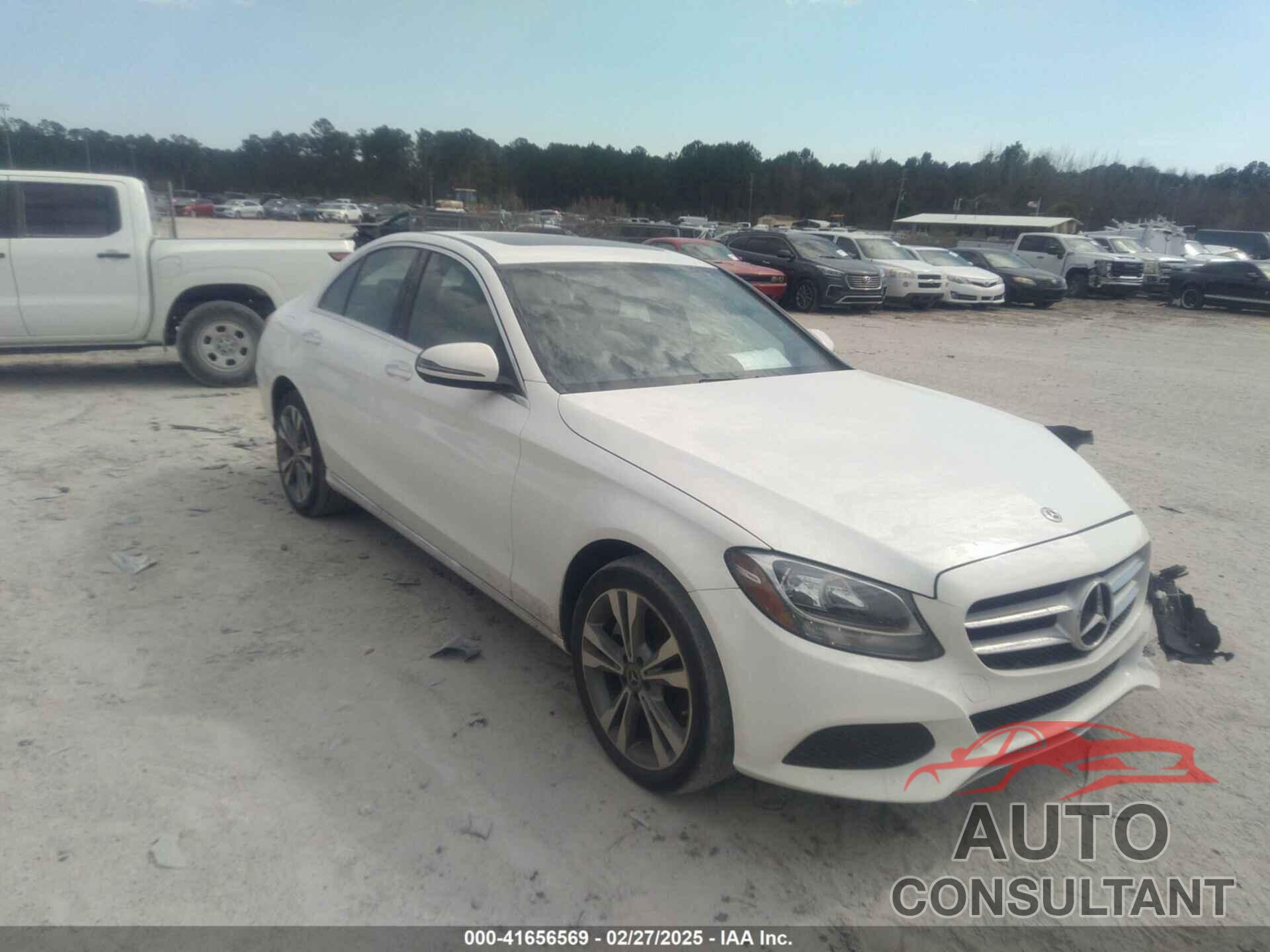 MERCEDES-BENZ C 300 2018 - 55SWF4KB0JU272757