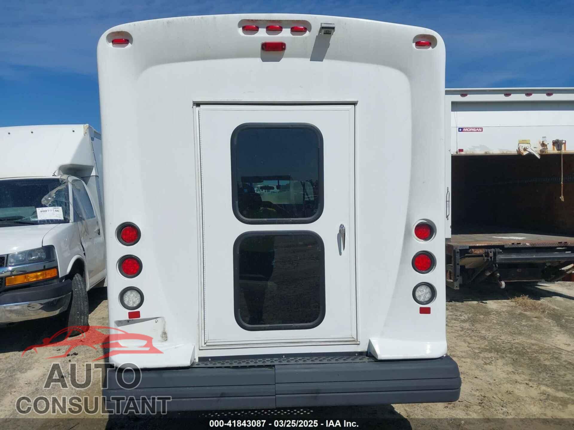 FORD E-350 CUTAWAY 2019 - 1FDEE3FS4KDC21500