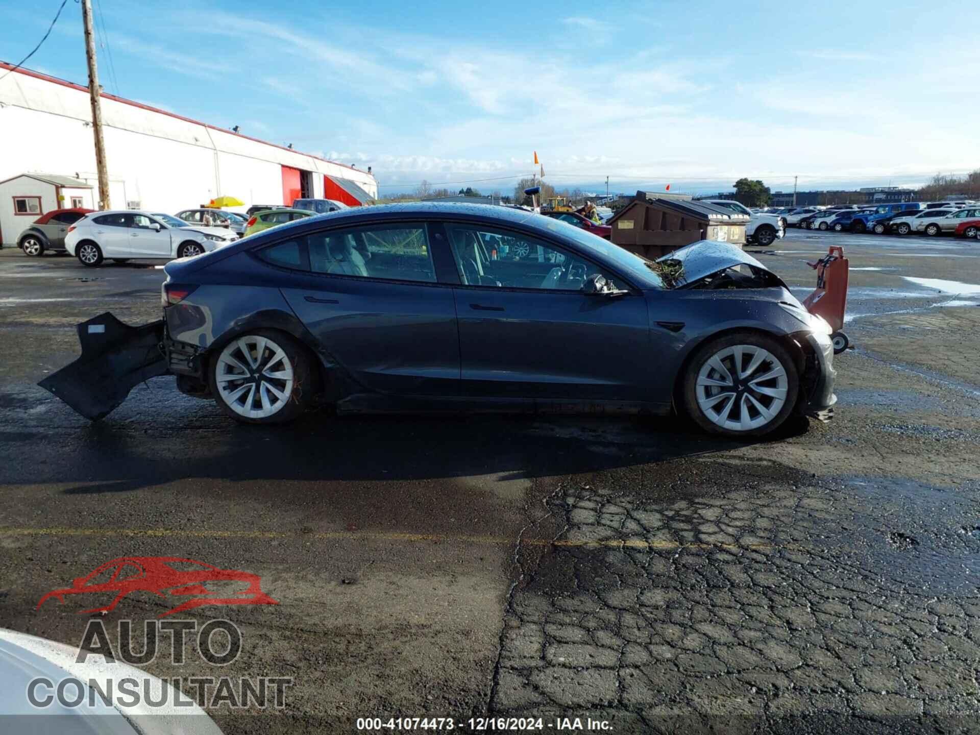 TESLA MODEL 3 2022 - 5YJ3E1EA9NF145116
