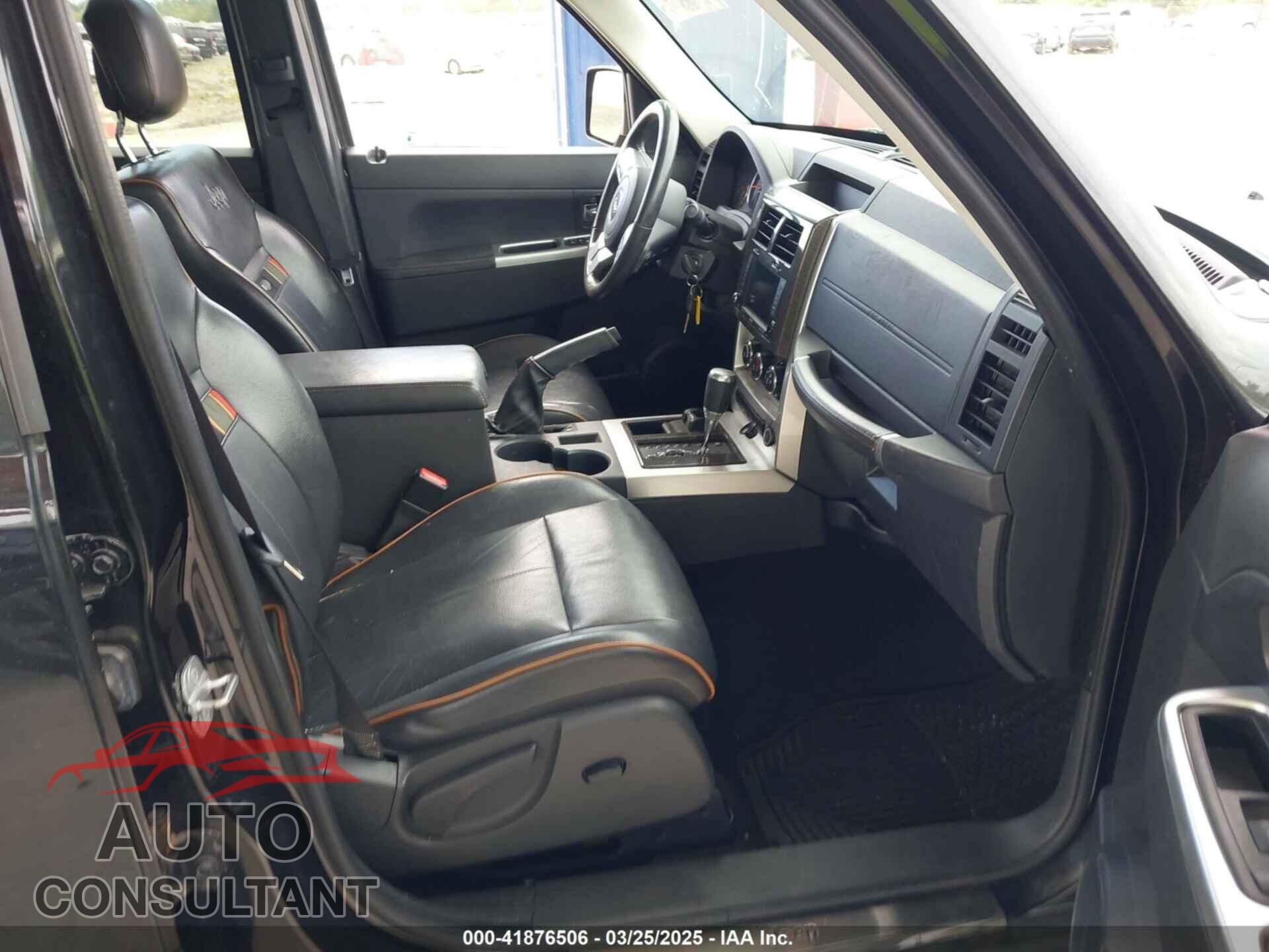 JEEP LIBERTY 2011 - 1J4PN2GK3BW558356
