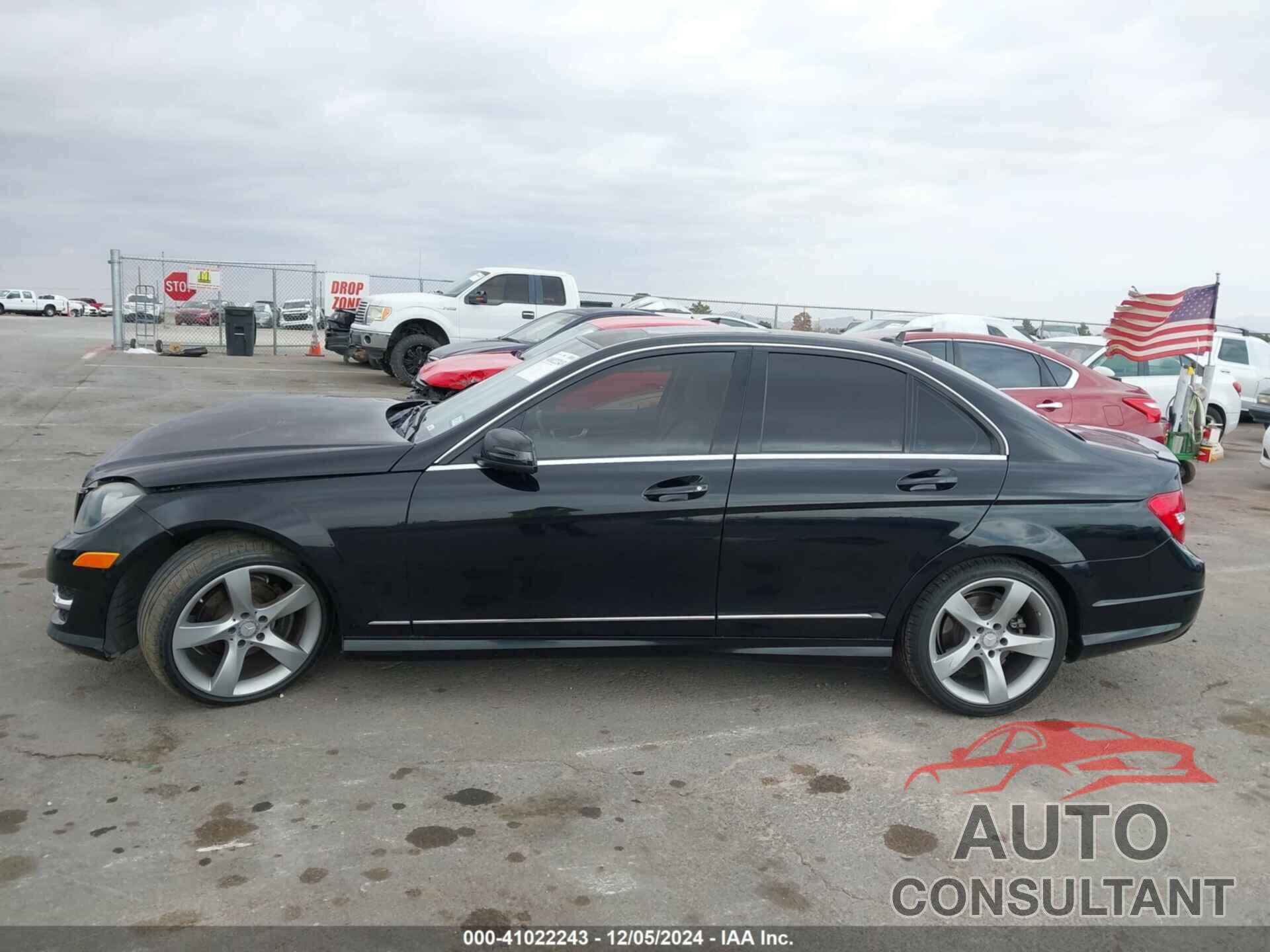 MERCEDES-BENZ C 250 2014 - WDDGF4HB9EA967272