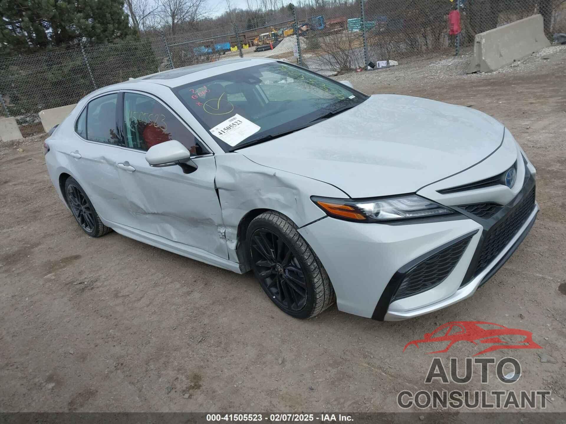 TOYOTA CAMRY HYBRID 2024 - 4T1K31AKXRU060648