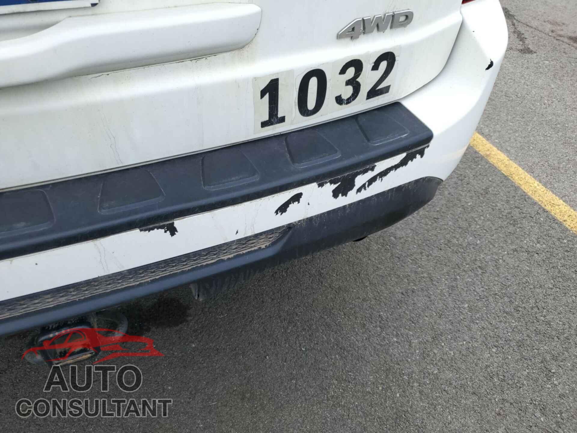 HONDA PILOT 2015 - 5FNYF4H24FB030899