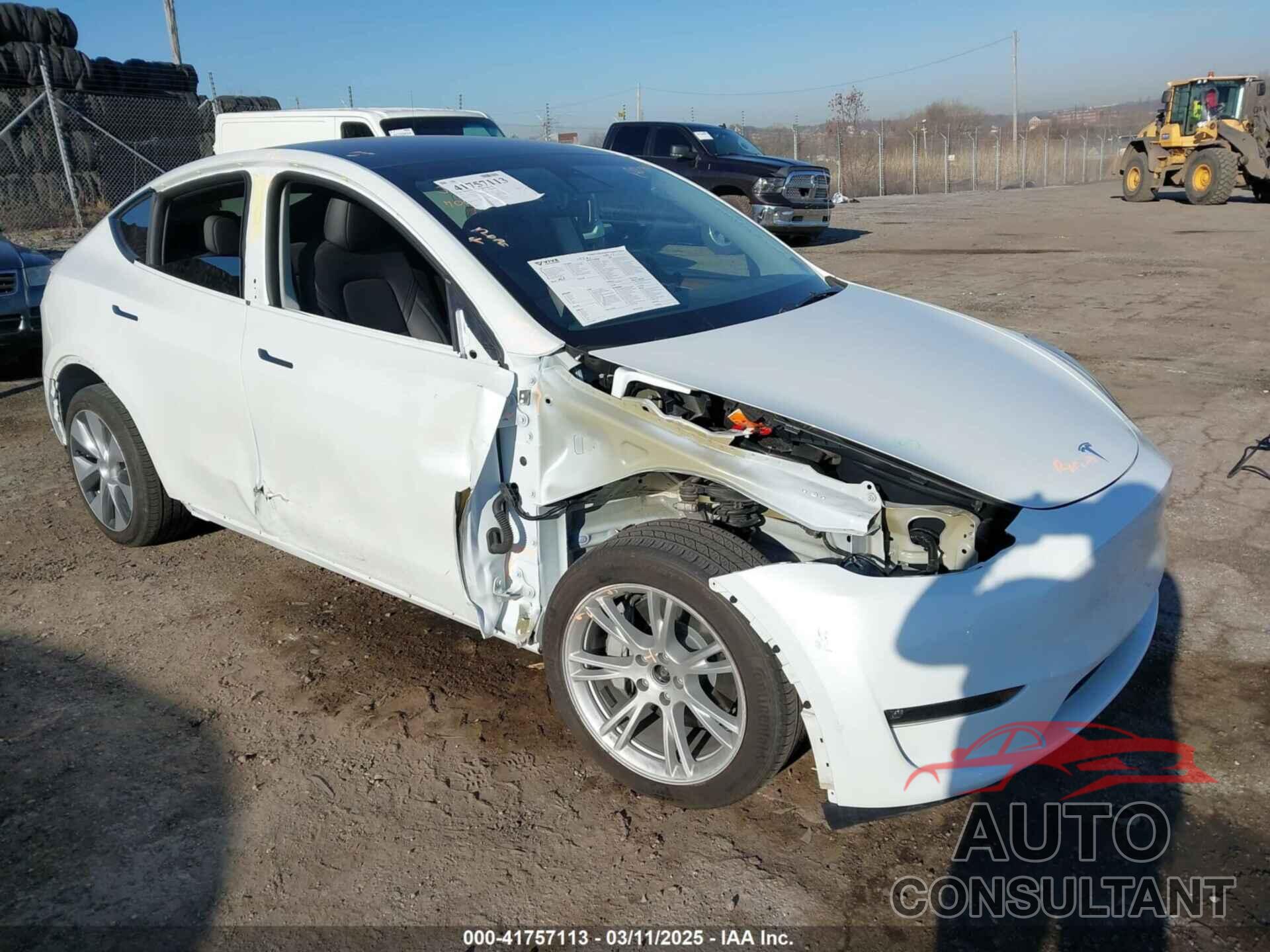 TESLA MODEL Y 2023 - 7SAYGDEE5PF765326