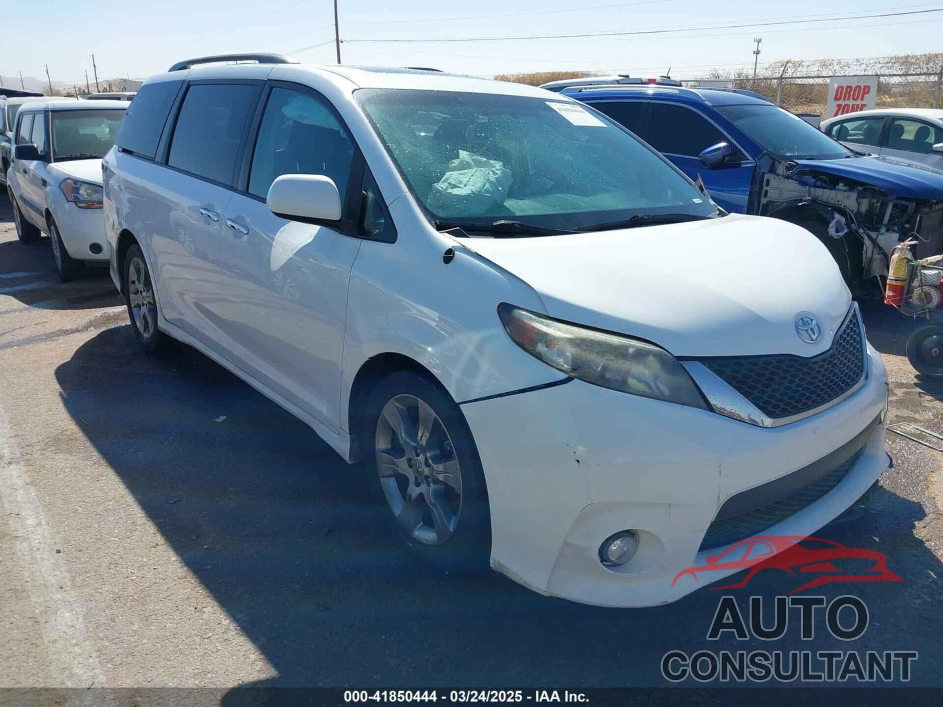 TOYOTA SIENNA 2014 - 5TDXK3DC1ES417081