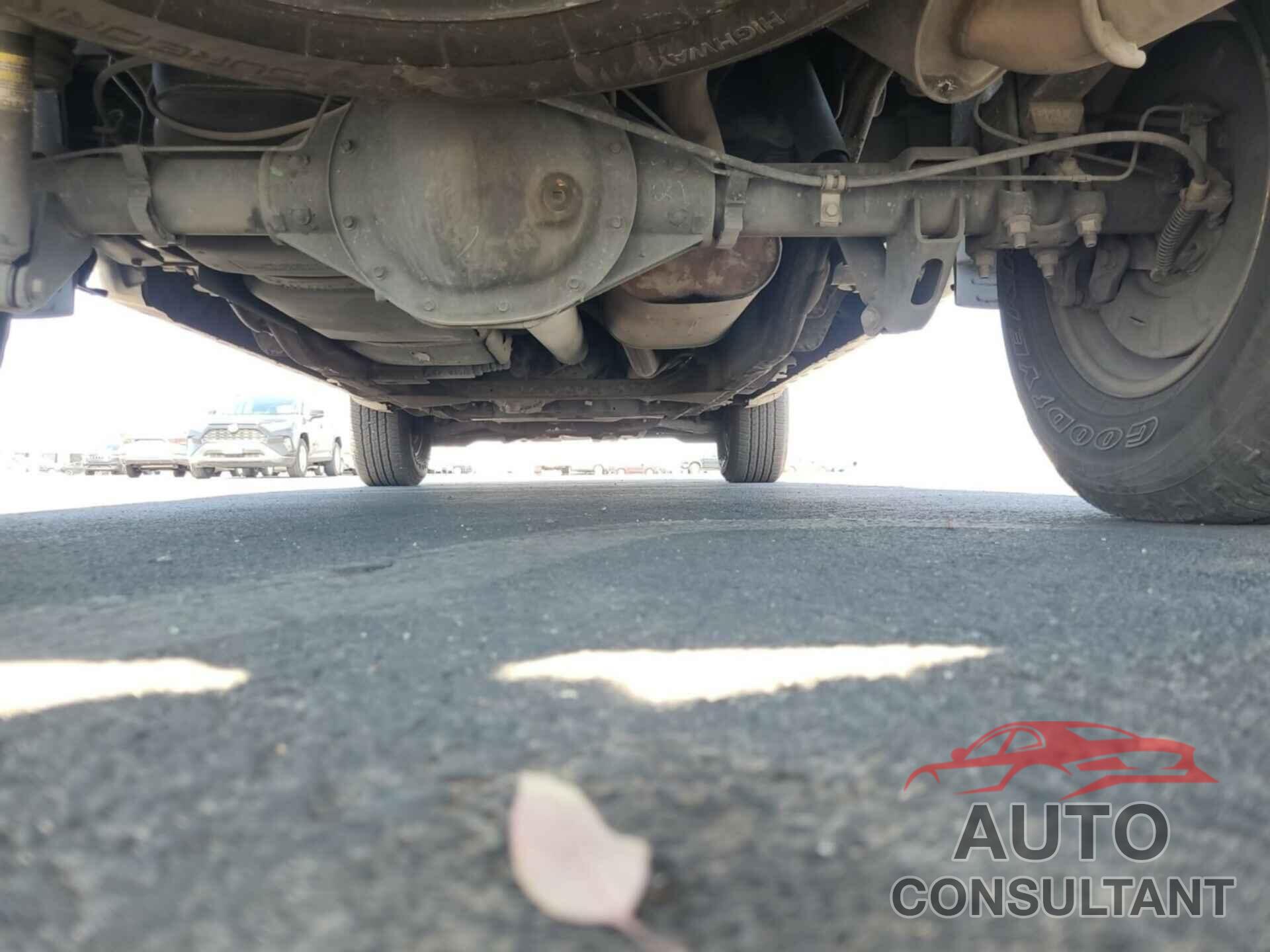 CHEVROLET SILVERADO 1500 2018 - 3GCUKREC5JG157264