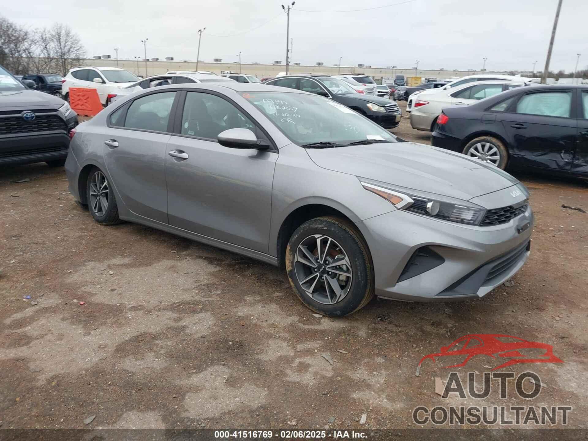 KIA FORTE 2024 - 3KPF24AD7RE737584