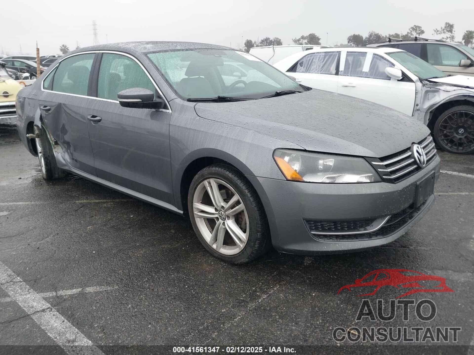 VOLKSWAGEN PASSAT 2014 - 1VWBT7A32EC093902