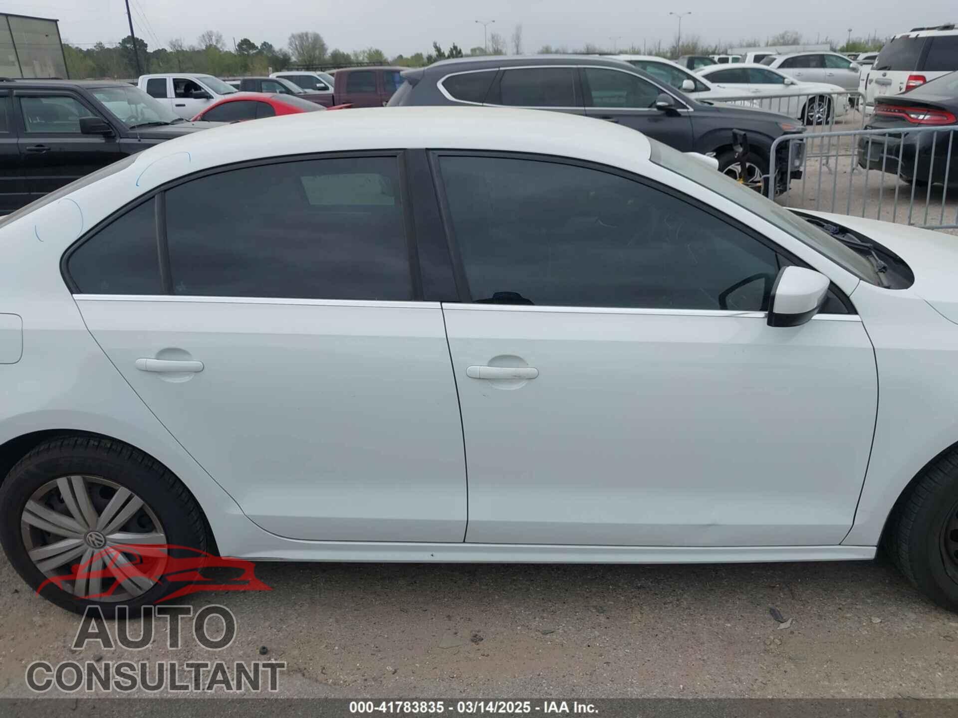 VOLKSWAGEN JETTA 2017 - 3VW2B7AJ3HM349002
