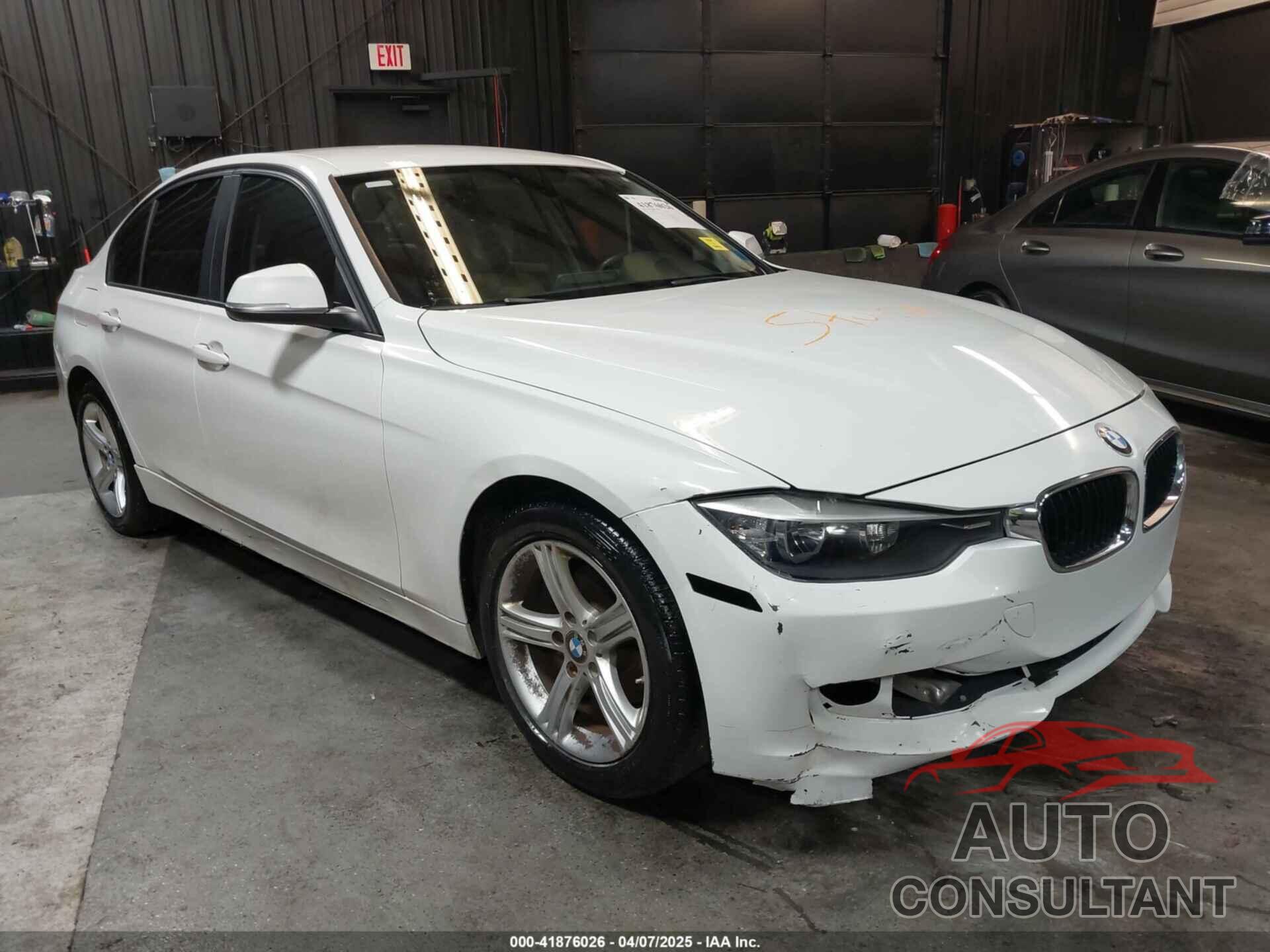 BMW 320I 2015 - WBA3B1G50FNT07918