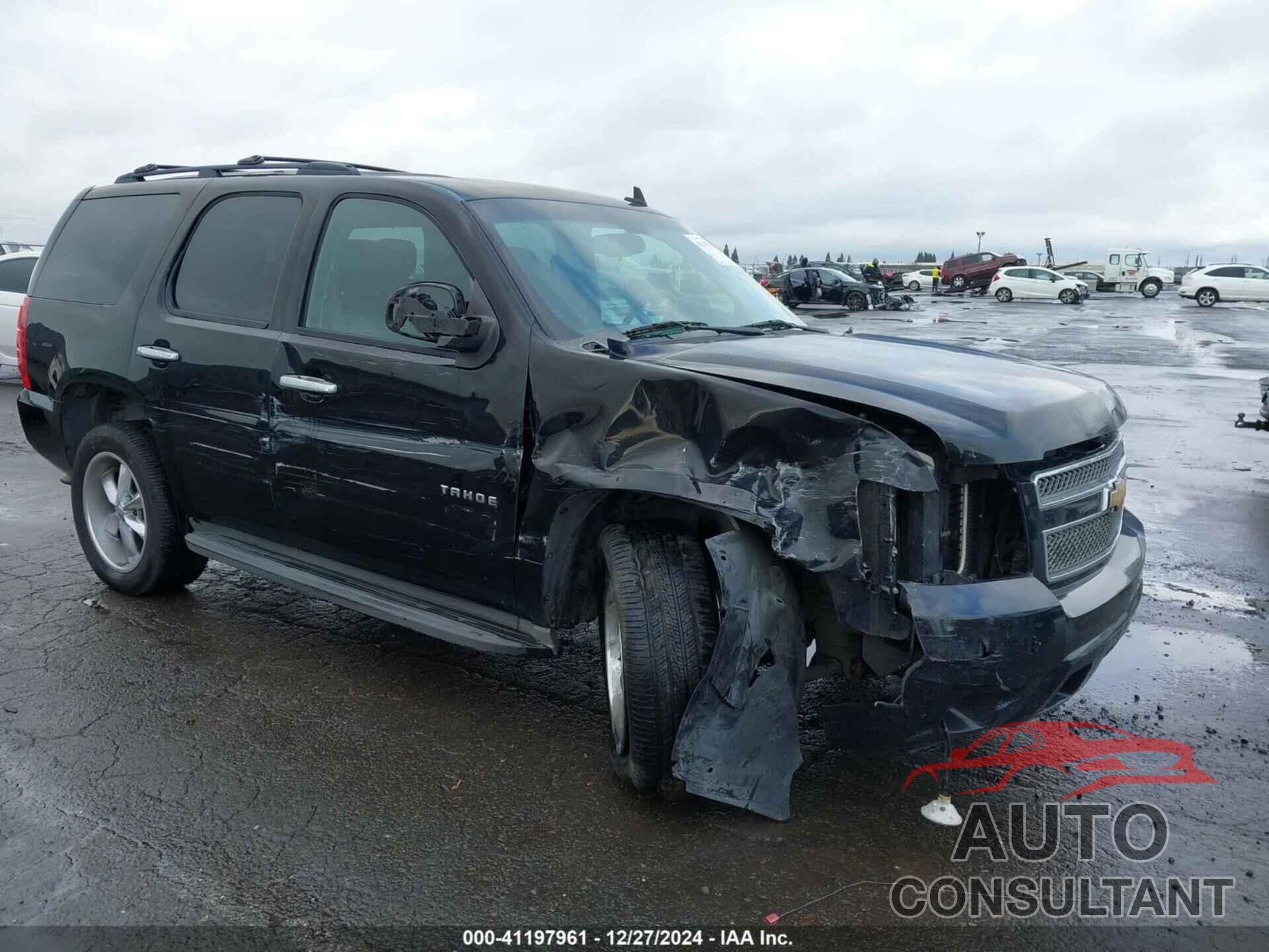 CHEVROLET TAHOE 2011 - 1GNSCBE07BR253522