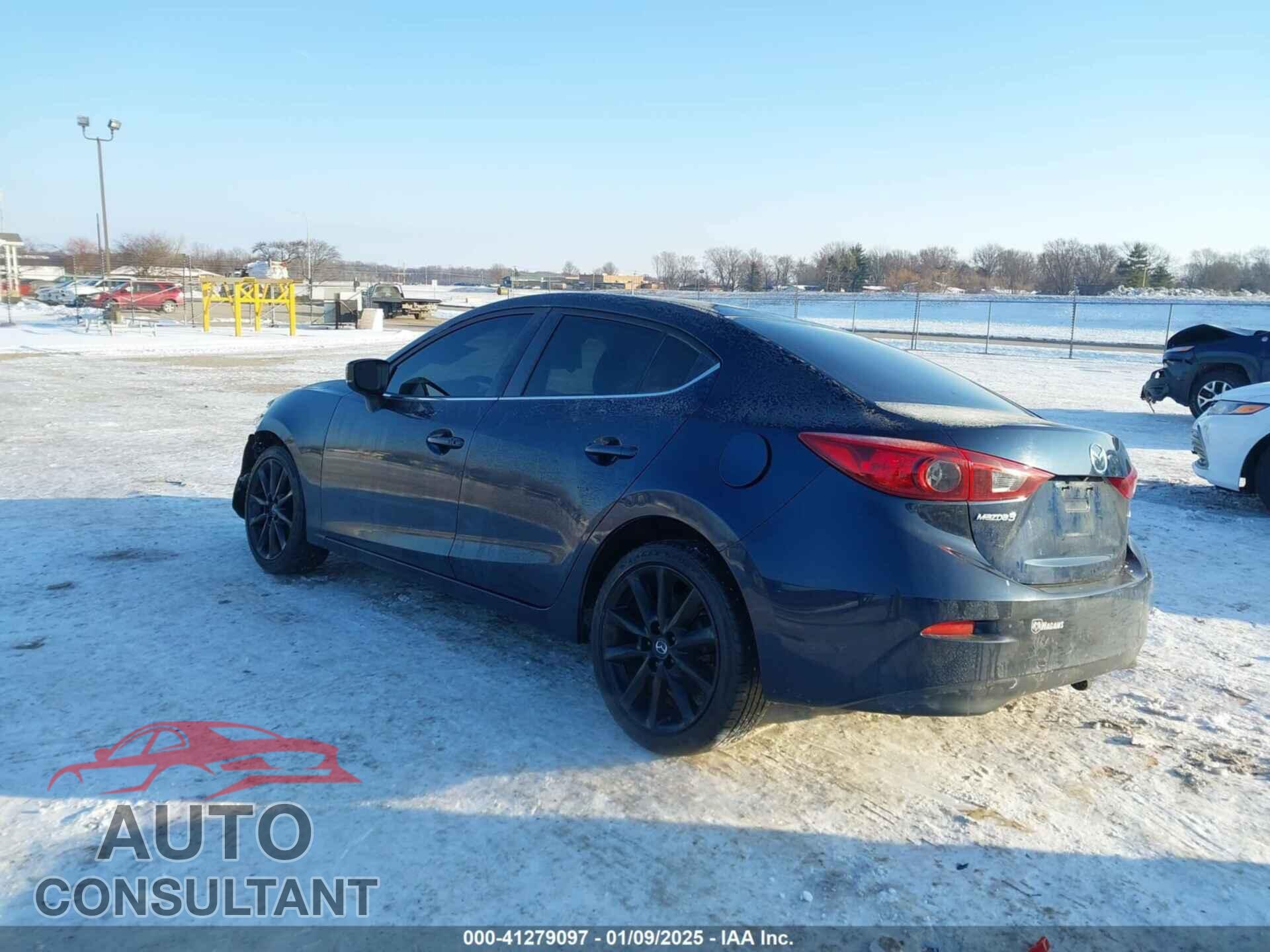 MAZDA MAZDA3 2017 - JM1BN1V79H1107950