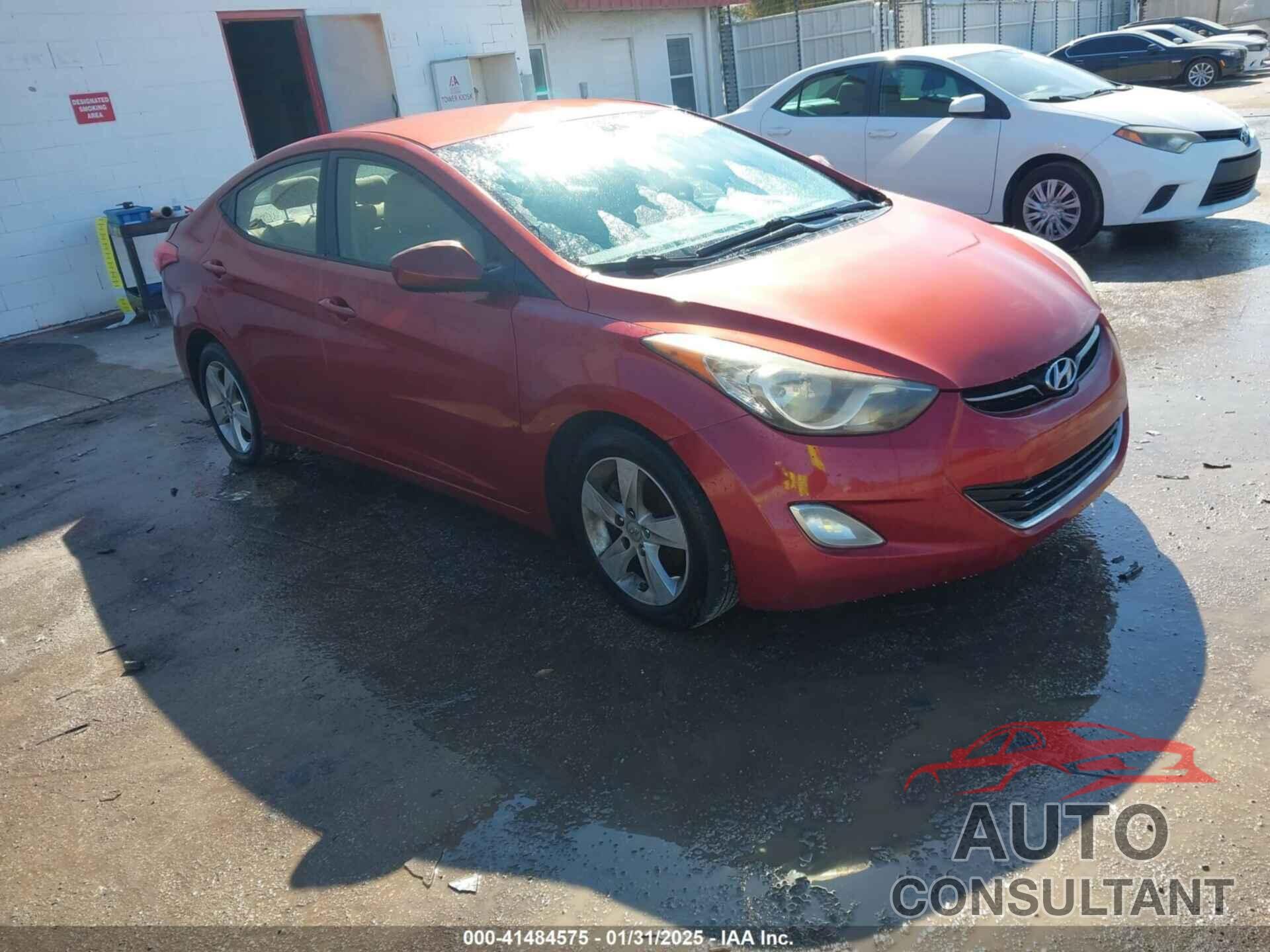 HYUNDAI ELANTRA 2012 - KMHDH4AE7CU274476