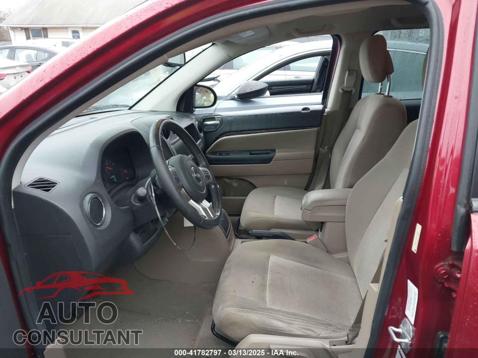 JEEP COMPASS 2011 - 1J4NF1FB9BD176358