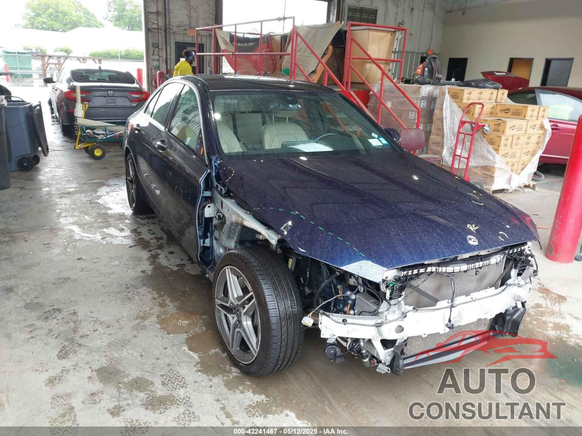 MERCEDES-BENZ C 300 2020 - 55SWF8EB7LU323421