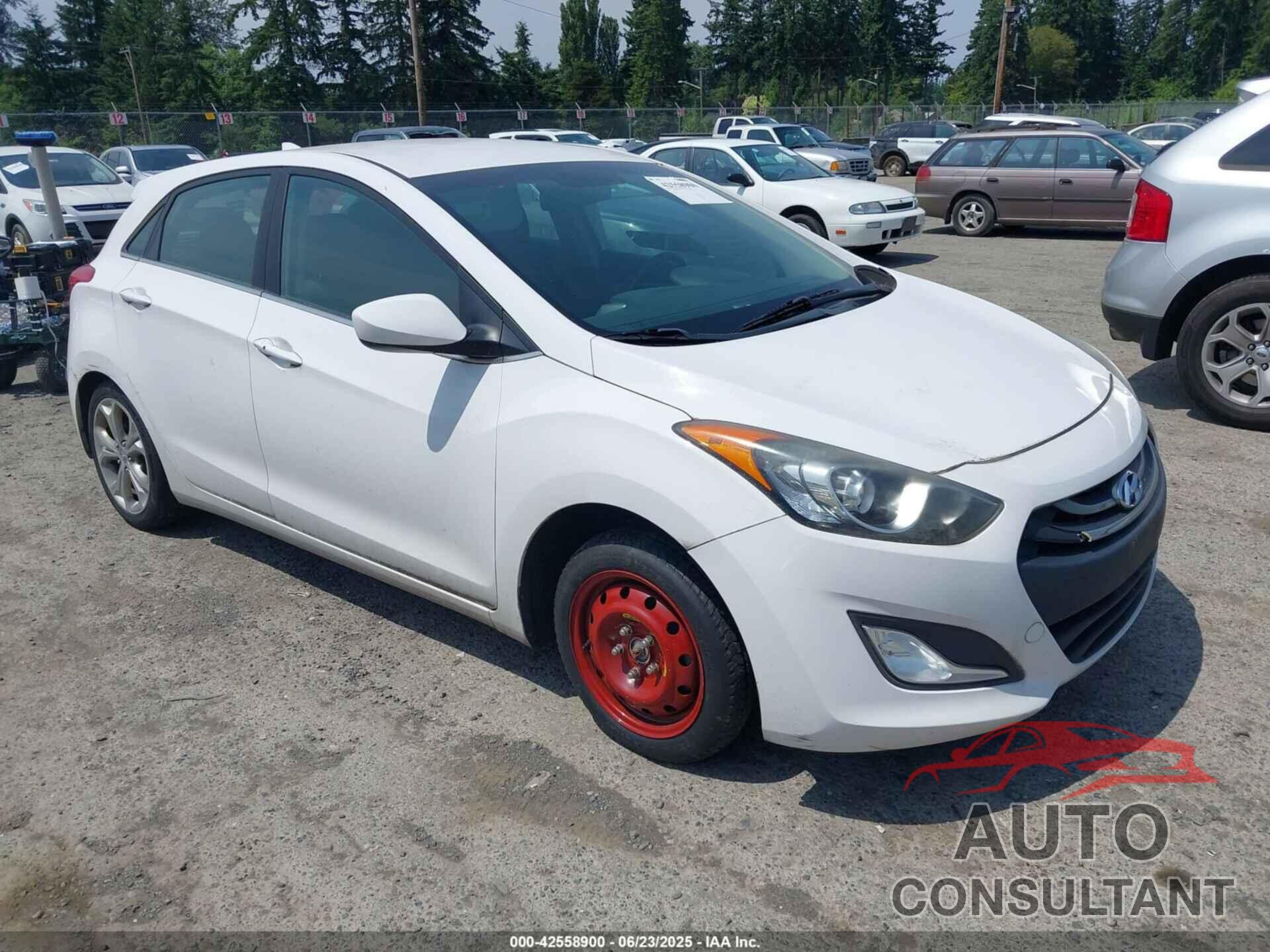 HYUNDAI ELANTRA GT 2013 - KMHD35LE6DU130887