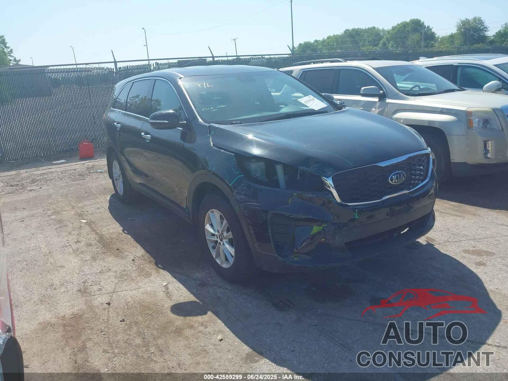 KIA SORENTO 2019 - 5XYPG4A38KG509096