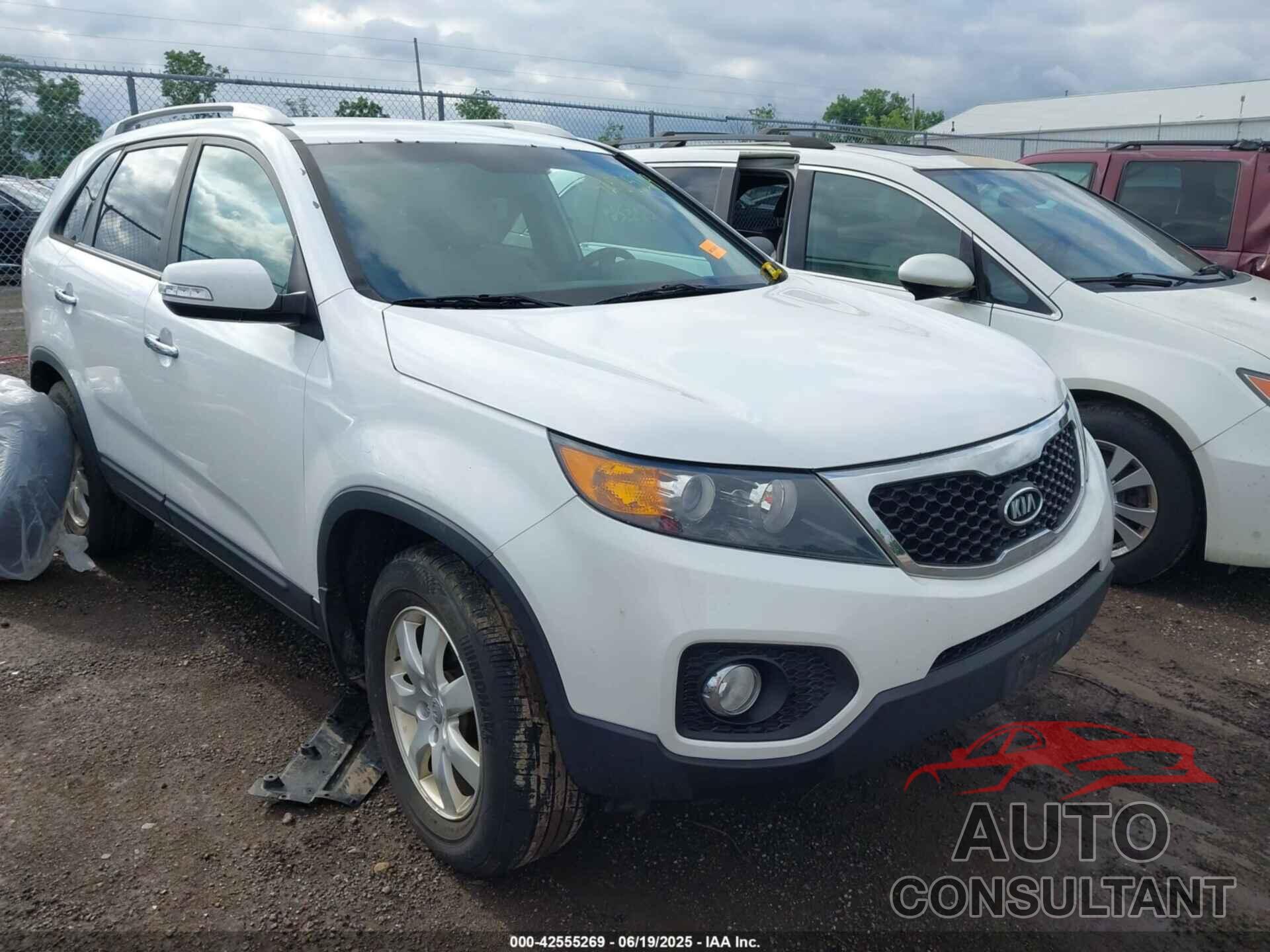 KIA SORENTO 2013 - 5XYKT3A68DG416897