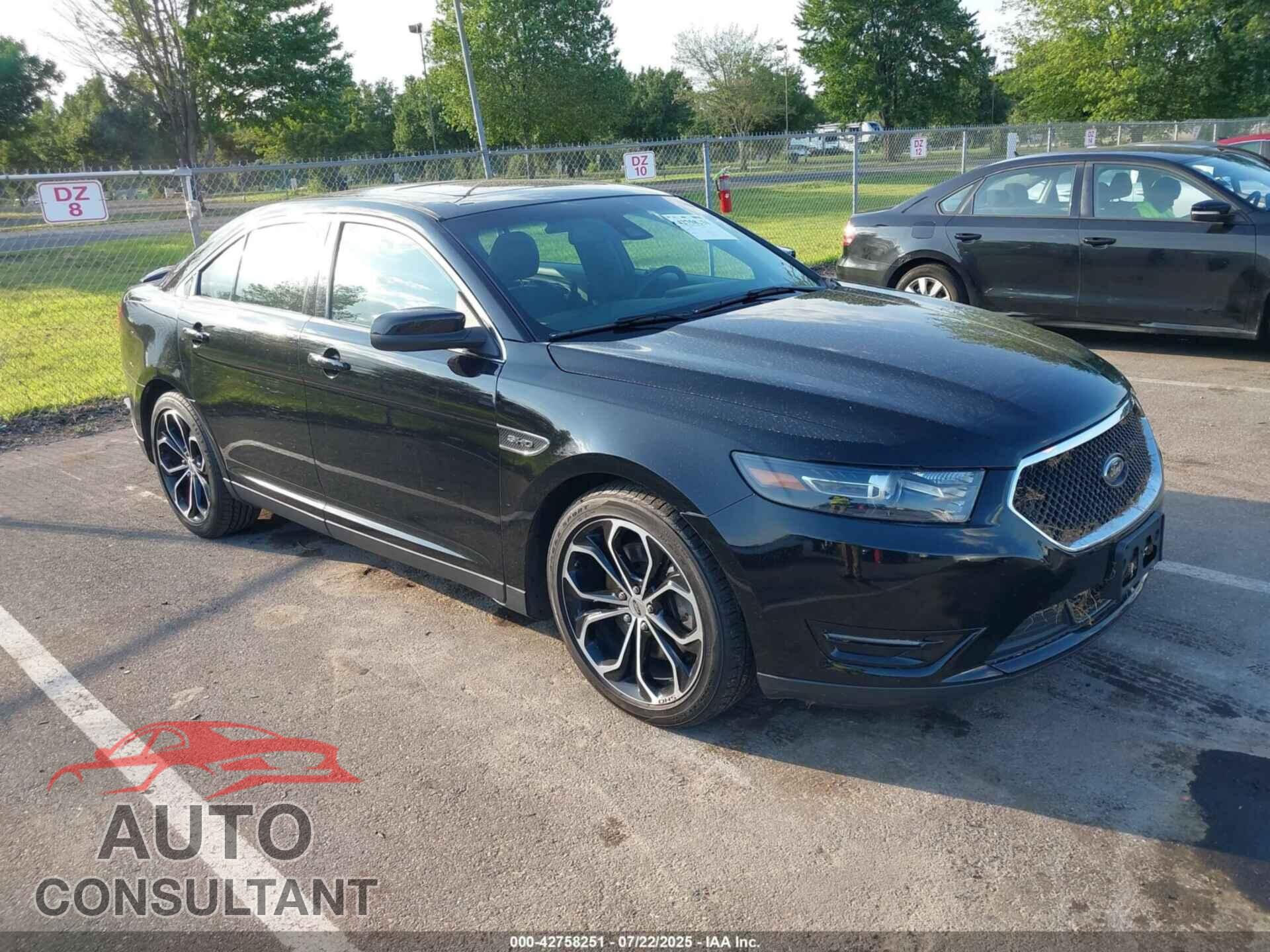 FORD TAURUS 2016 - 1FAHP2KT4GG135670