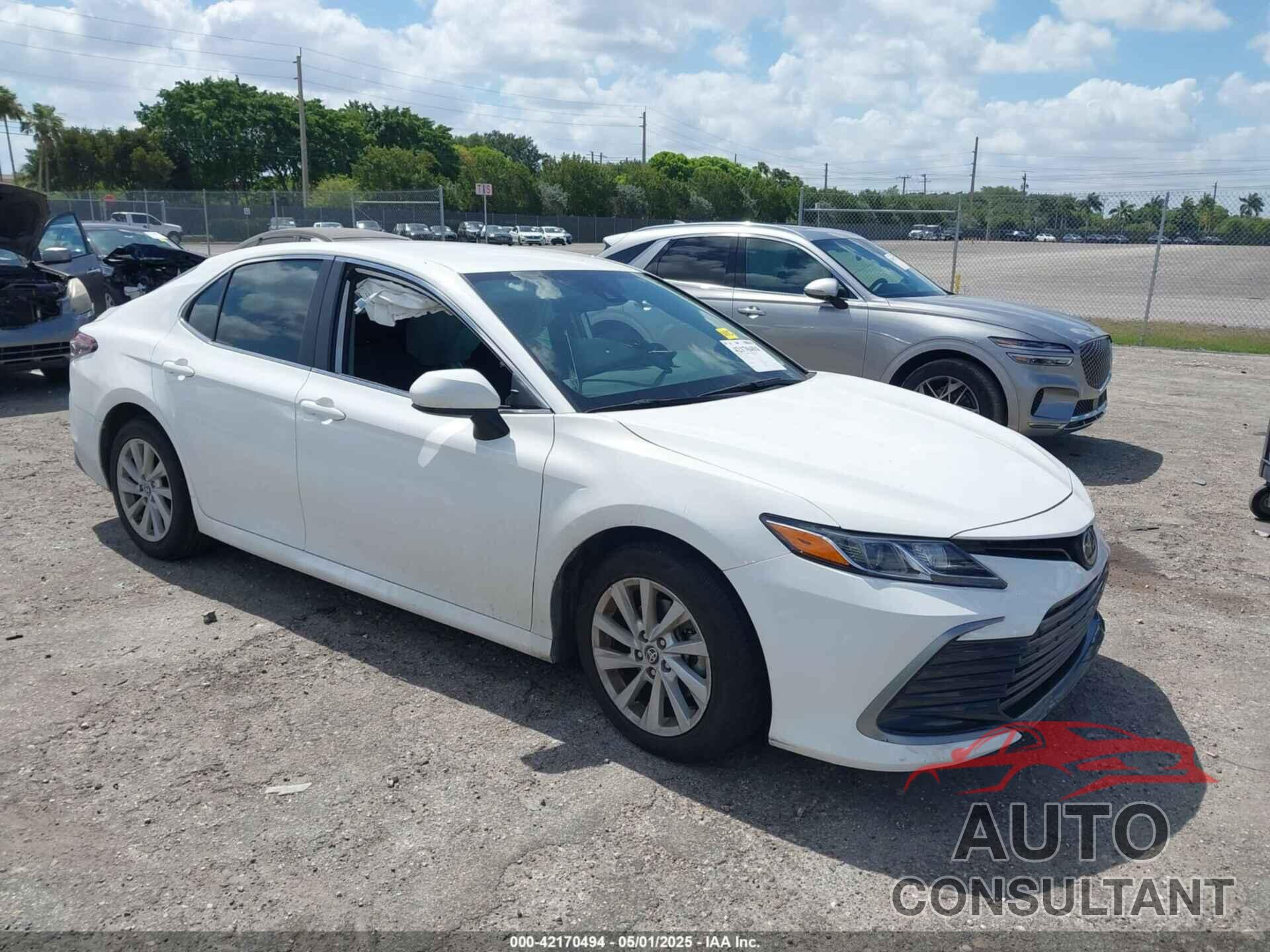 TOYOTA CAMRY 2023 - 4T1C11AK2PU185800