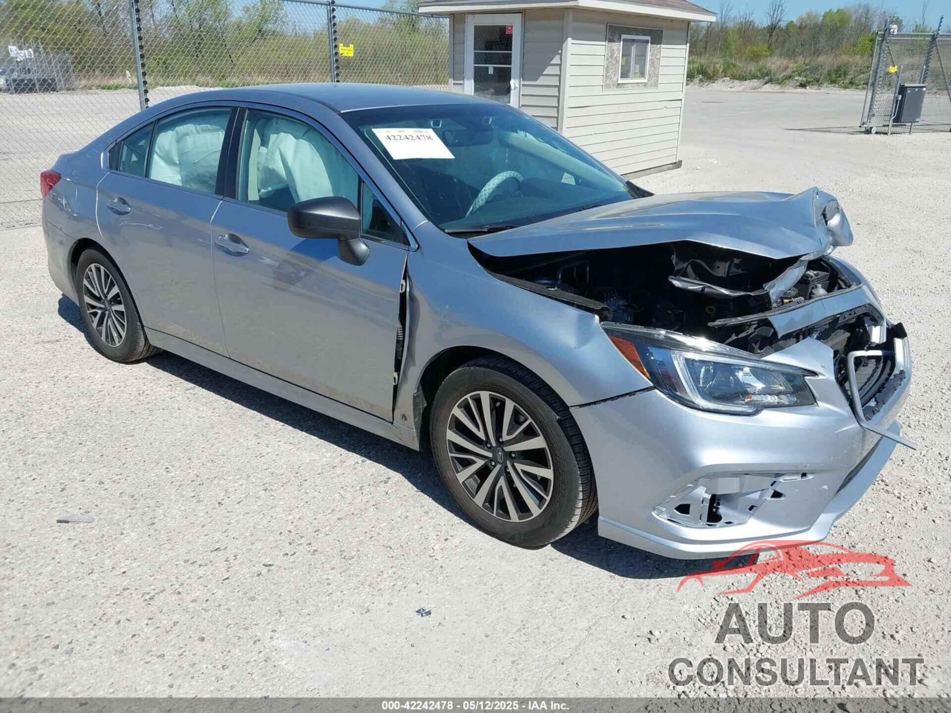 SUBARU LEGACY 2019 - 4S3BNAB69K3037261
