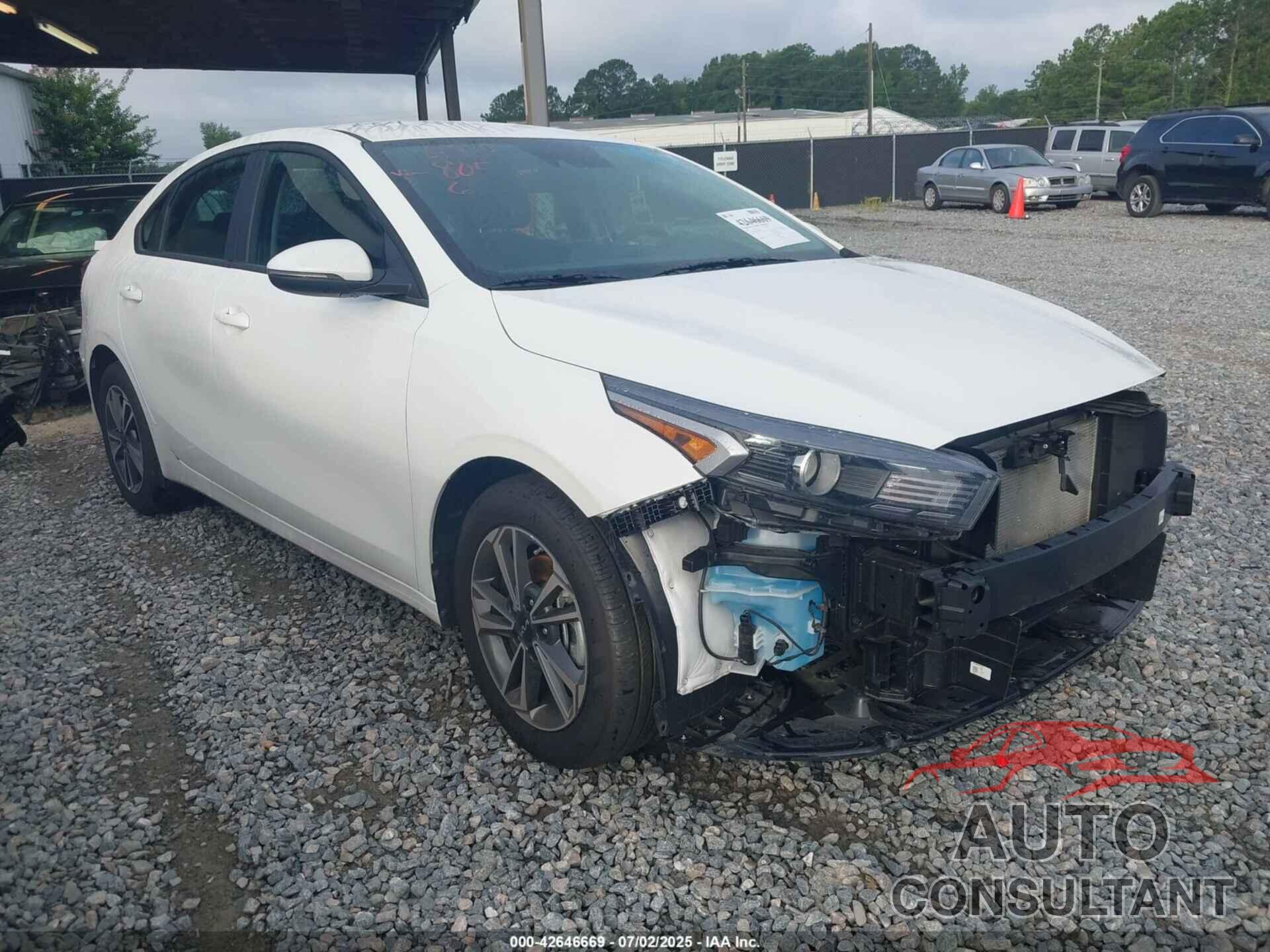 KIA FORTE 2024 - 3KPF24AD5RE778053