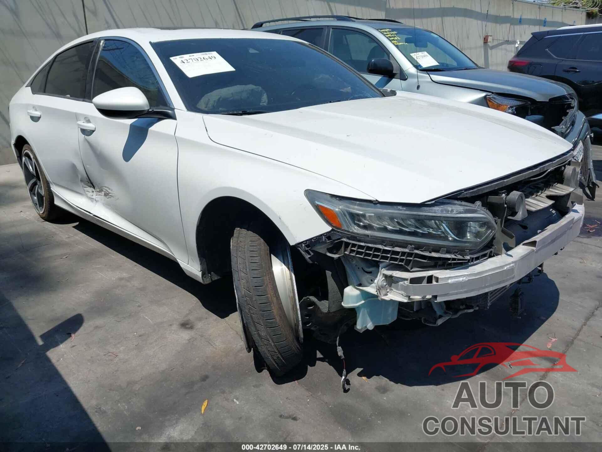 HONDA ACCORD 2018 - 1HGCV2F37JA034154