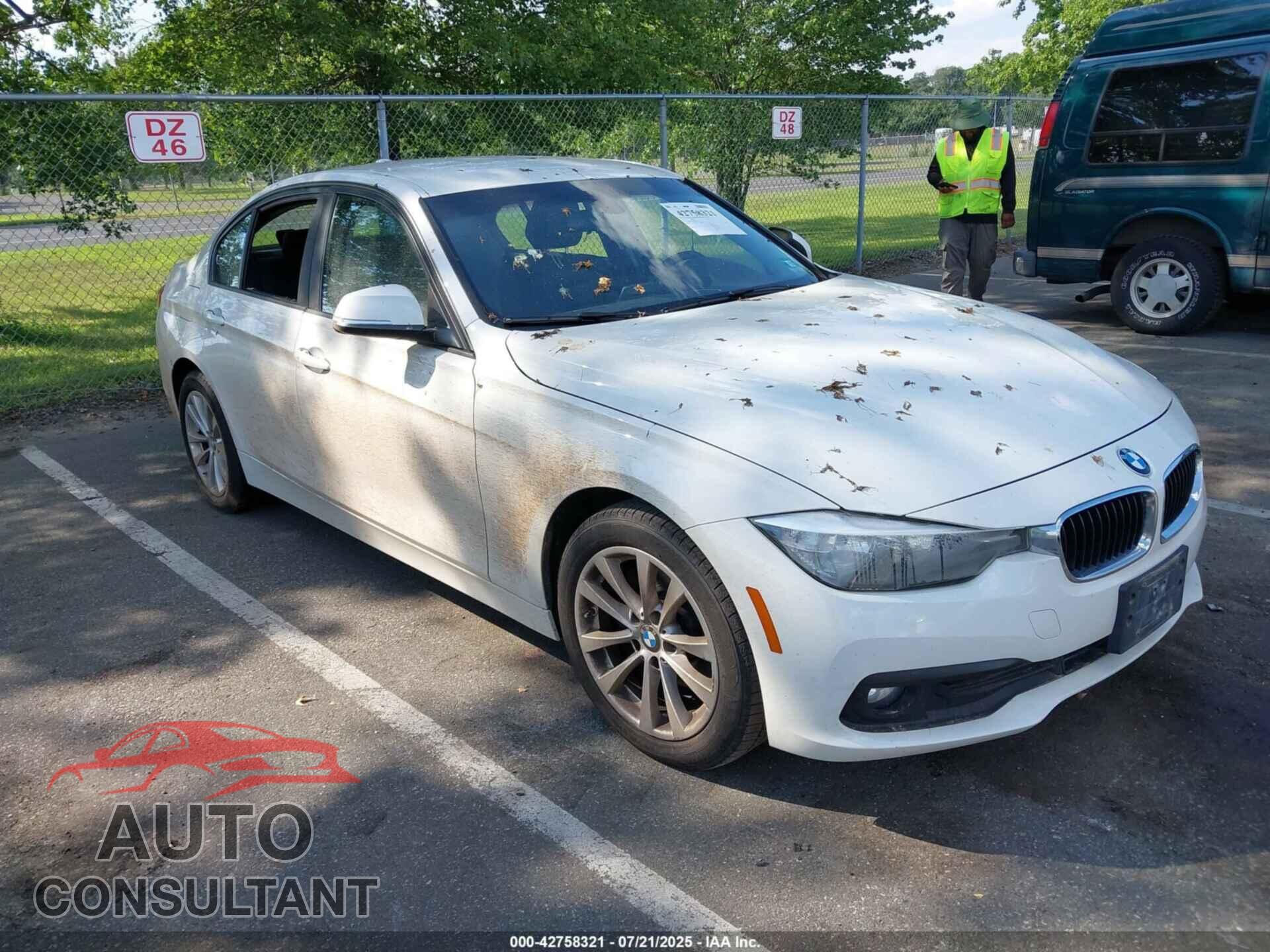 BMW 320I 2016 - WBA8E5G59GNU21325