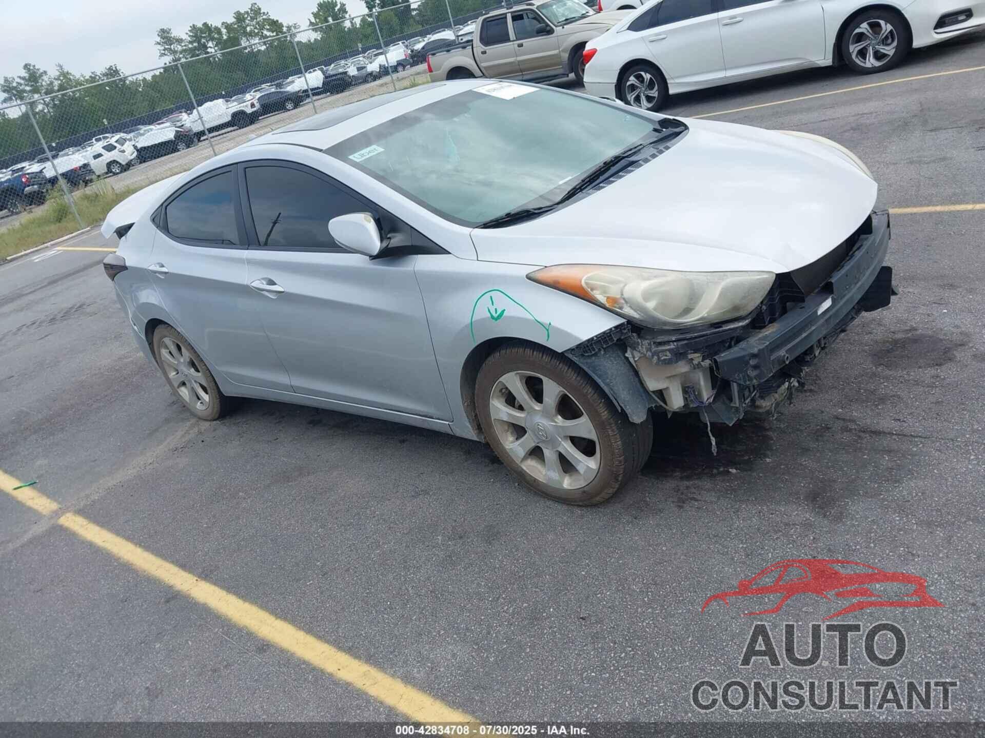 HYUNDAI ELANTRA 2012 - 5NPDH4AE2CH088424