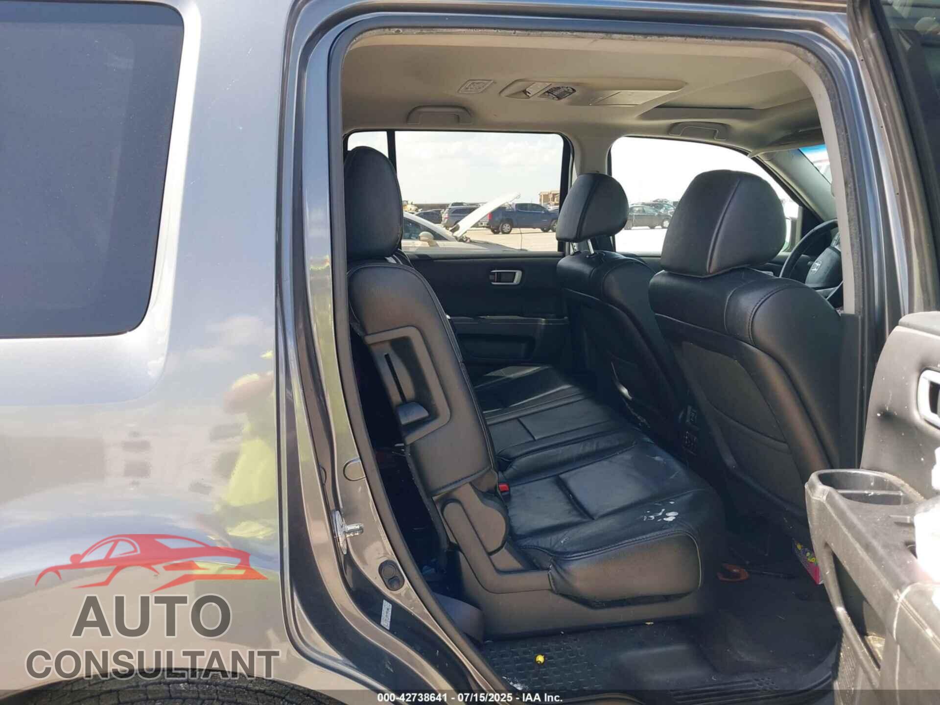 HONDA PILOT 2012 - 5FNYF3H60CB027653
