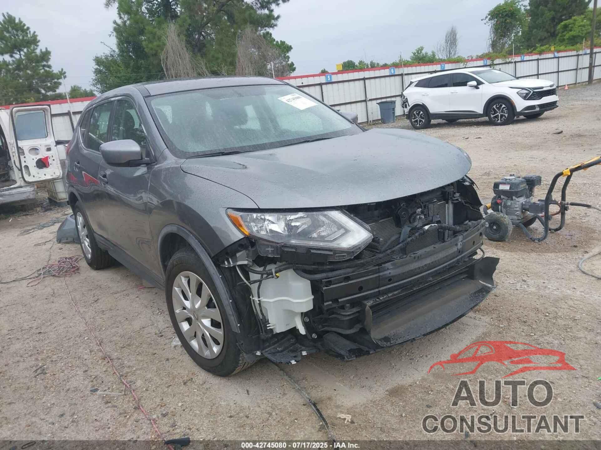 NISSAN ROGUE 2018 - KNMAT2MT6JP540053