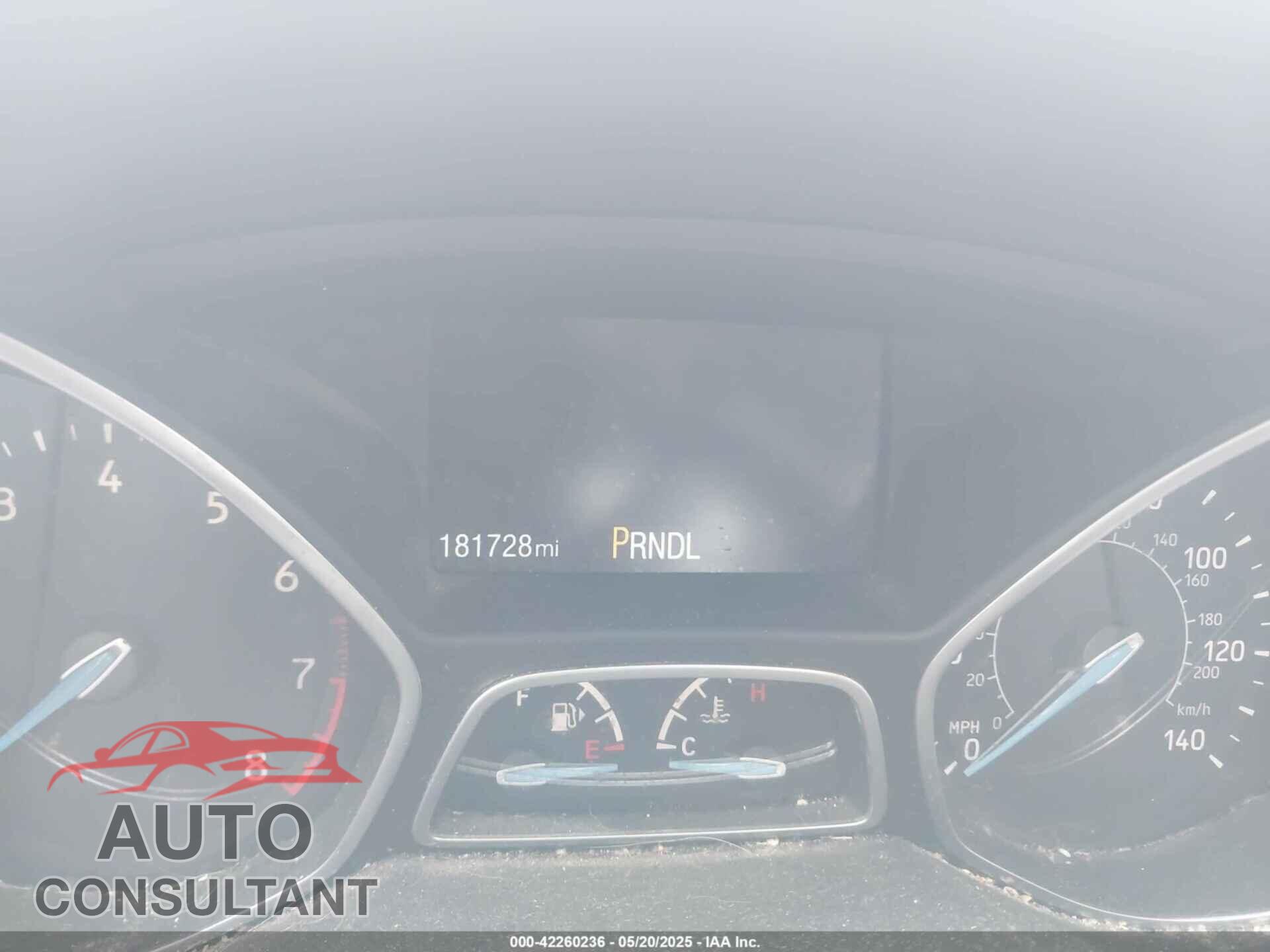 FORD FOCUS 2018 - 1FADP3E28JL276649