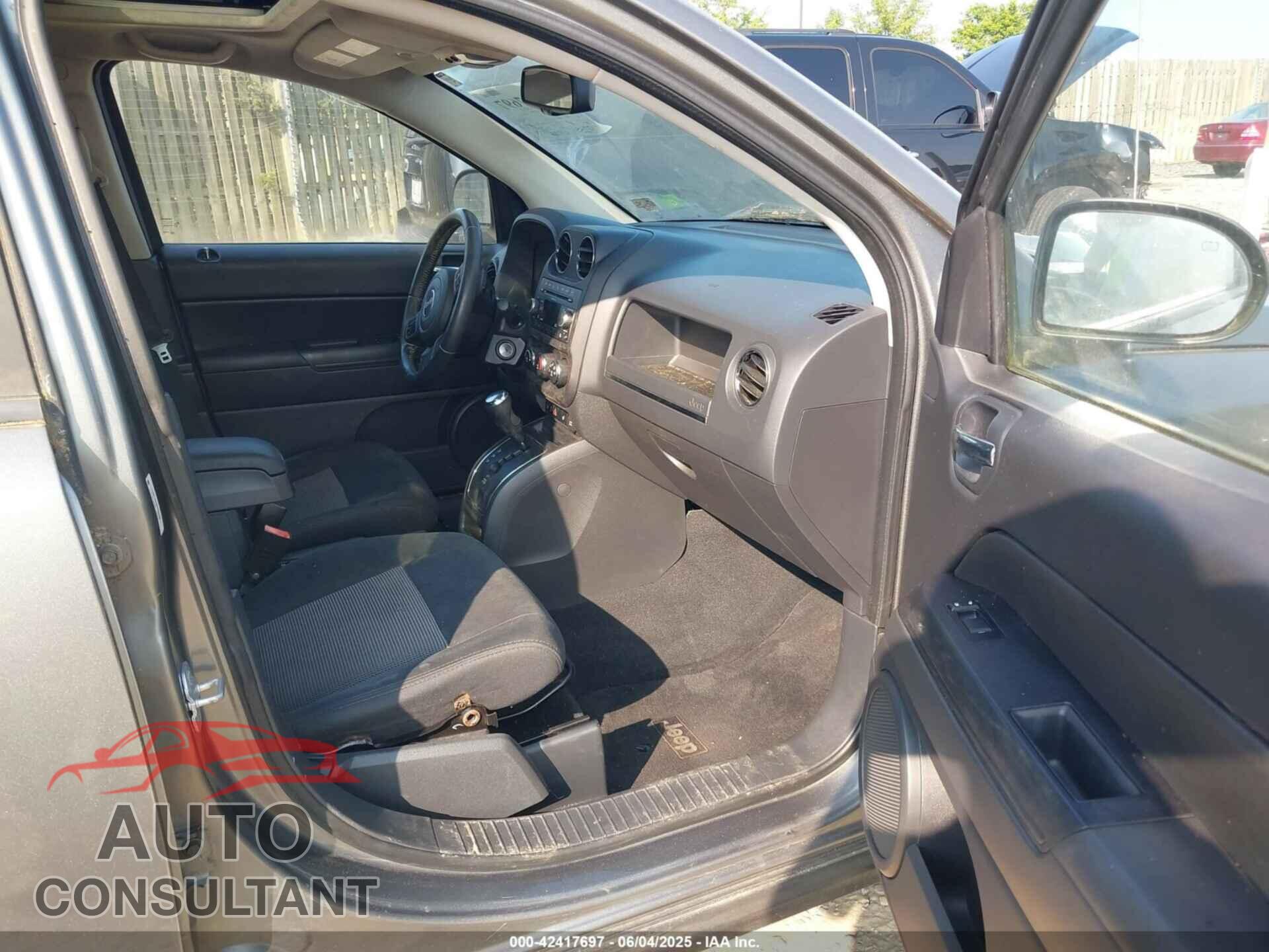 JEEP COMPASS 2011 - 1J4NF1FB3BD202288