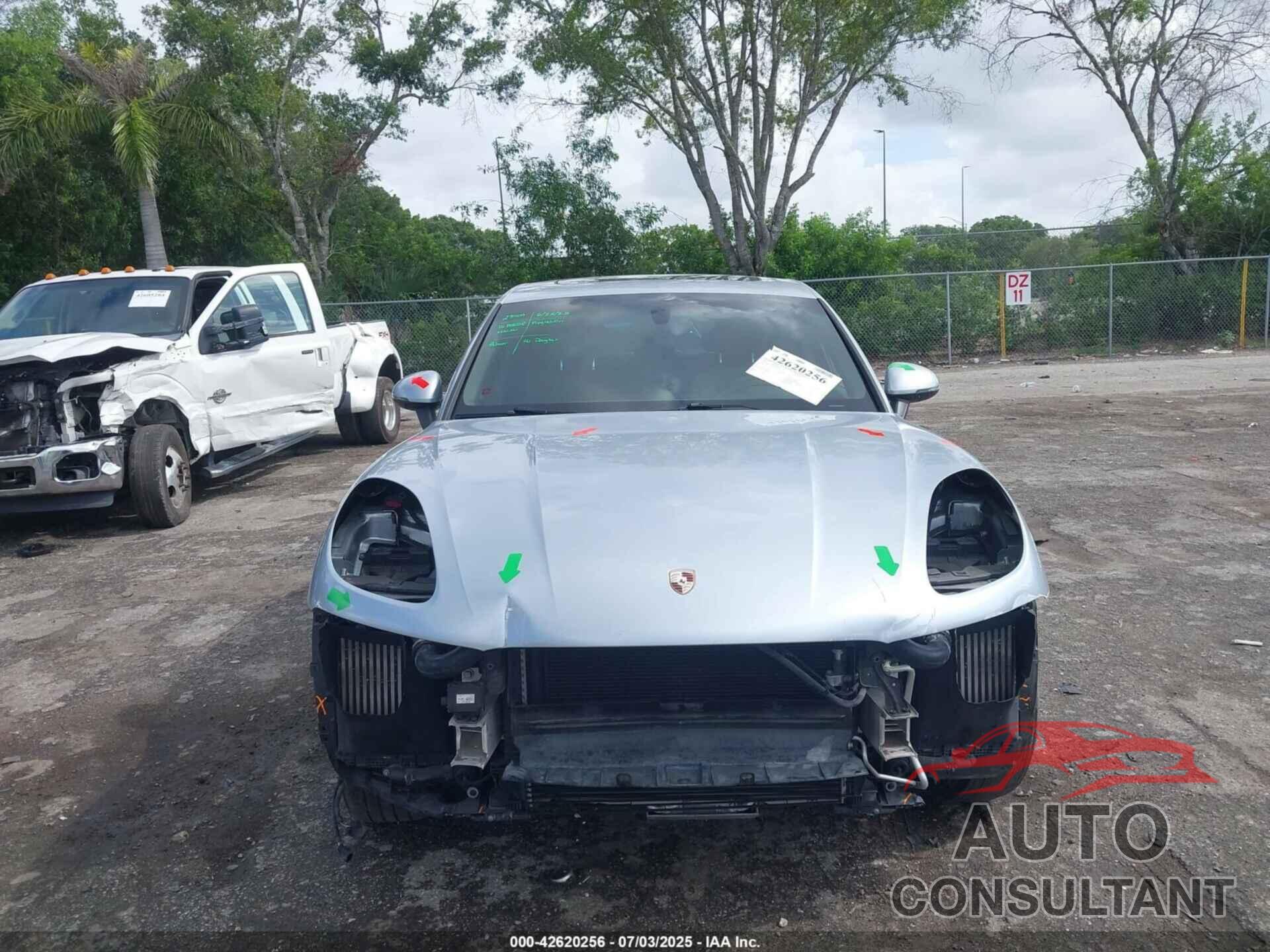 PORSCHE MACAN 2016 - WP1AB2A52GLB40367