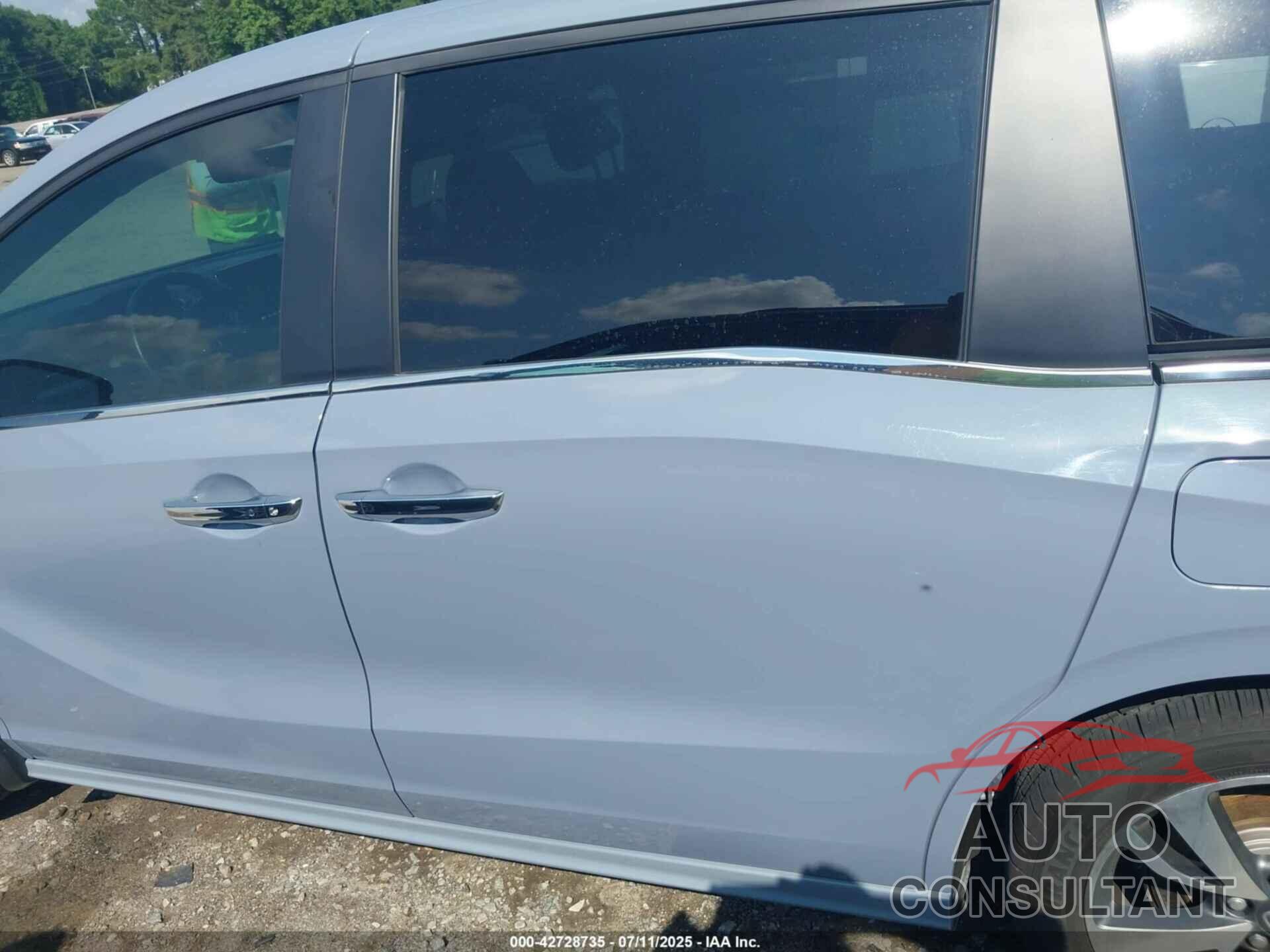 HONDA ODYSSEY 2023 - 5FNRL6H81PB068394