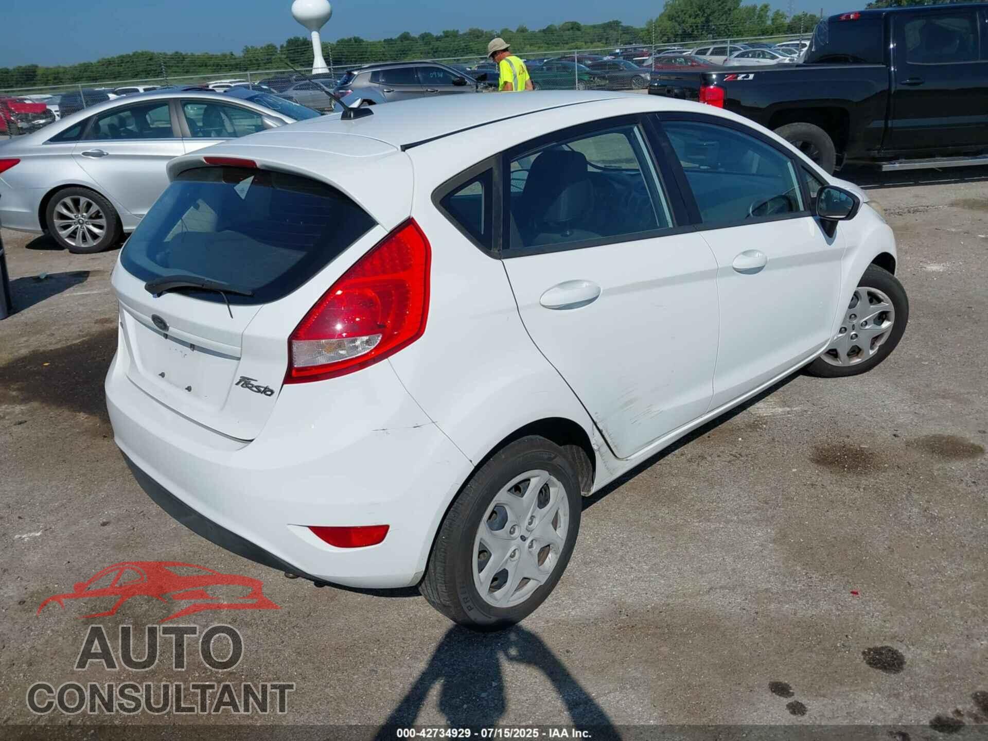 FORD FIESTA 2011 - 3FADP4EJ7BM109406