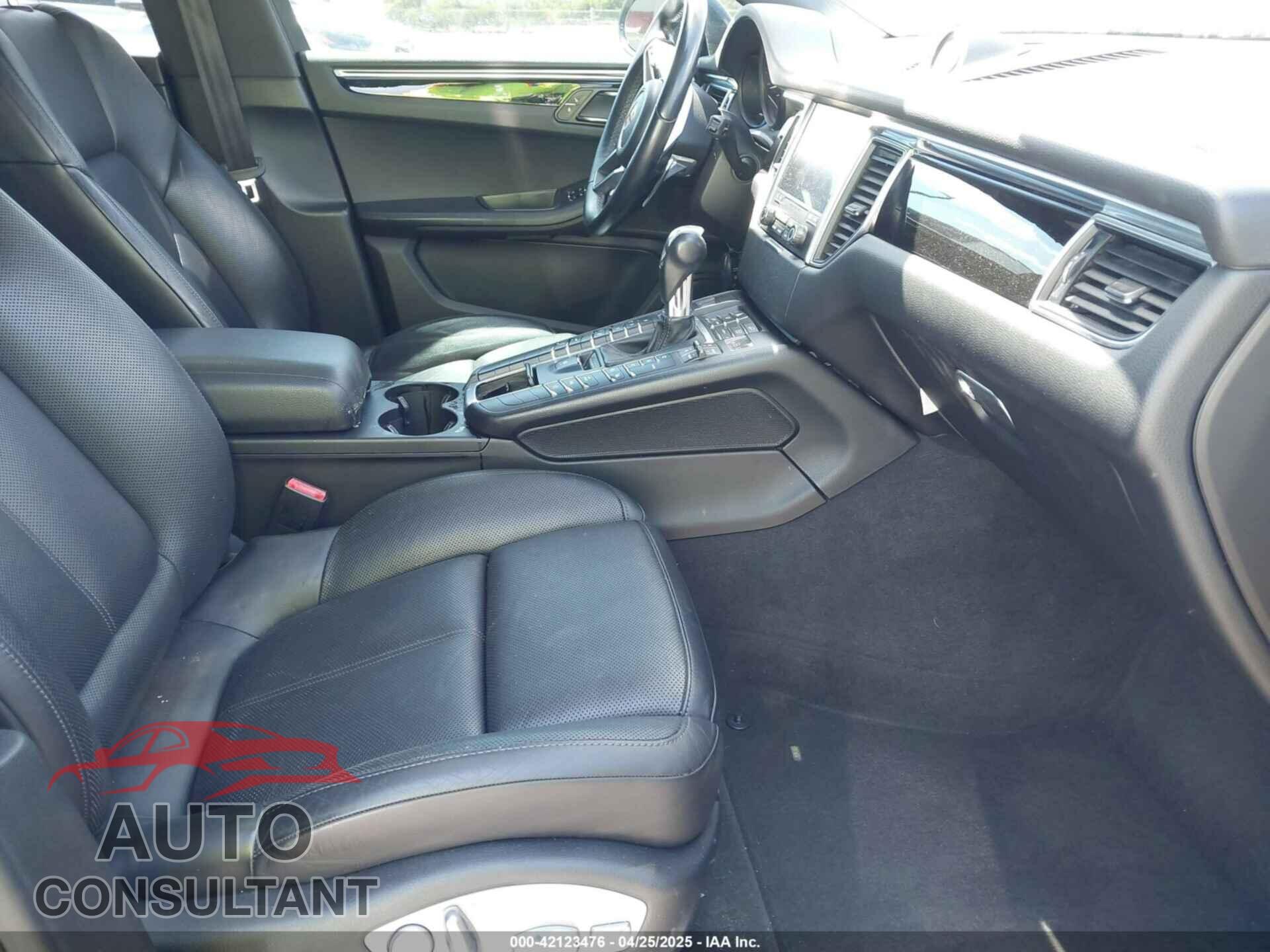 PORSCHE MACAN 2018 - WP1AA2A53JLB00969