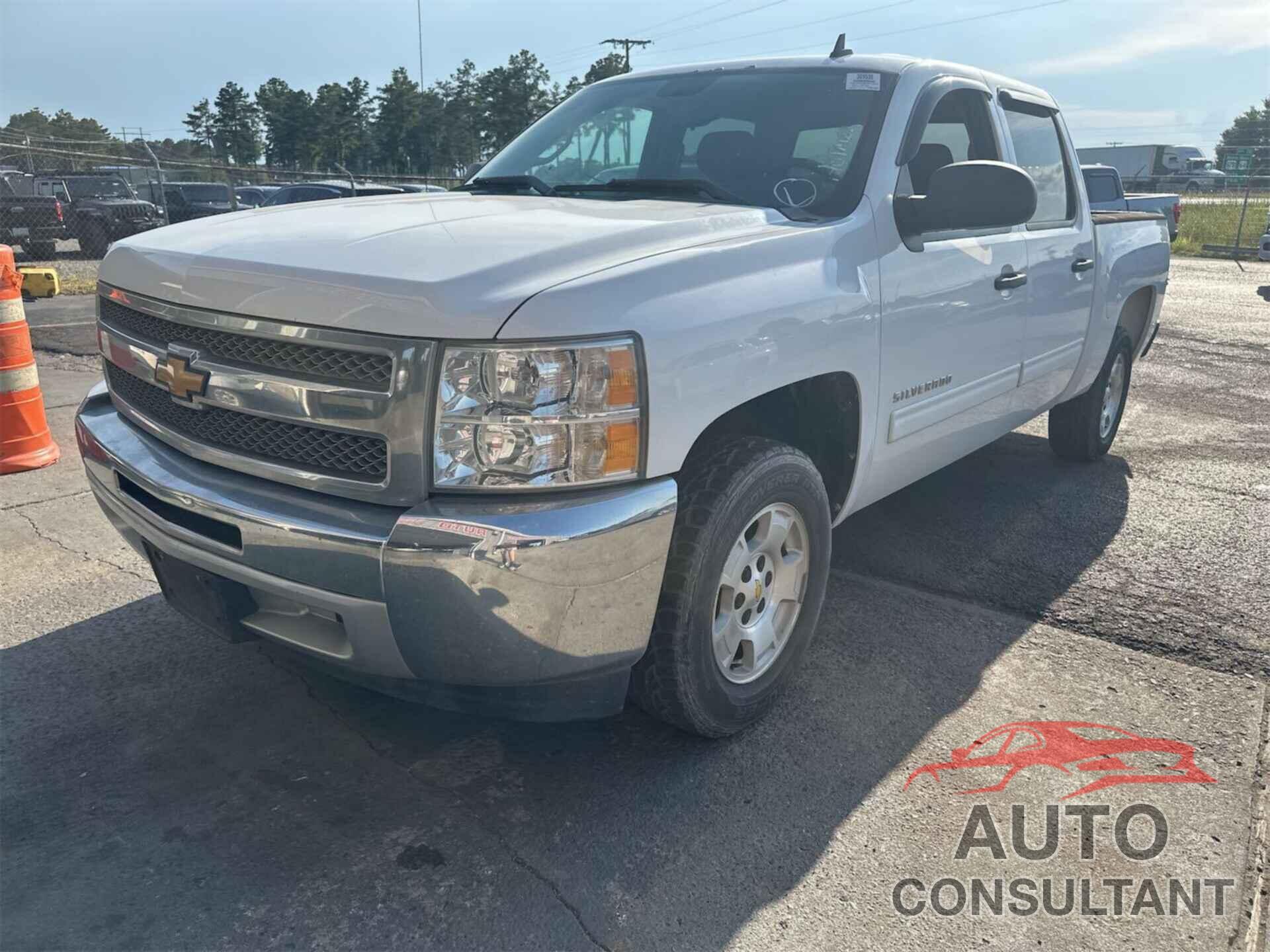 CHEVROLET SILVERADO 2013 - 3GCPCSE08DG218330