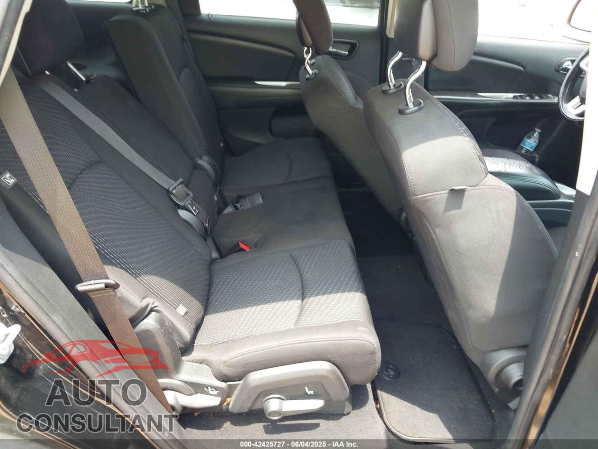 DODGE JOURNEY 2017 - 3C4PDCAB4HT637668