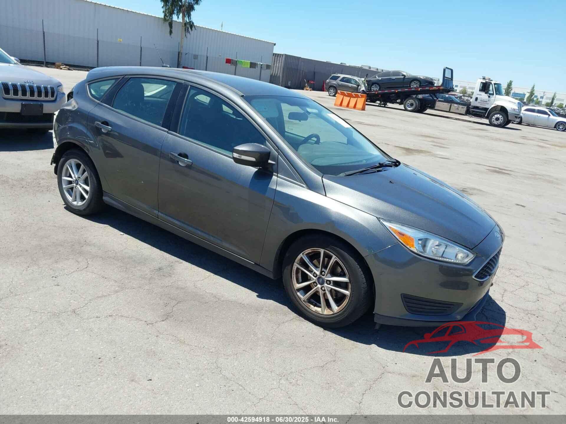FORD FOCUS 2016 - 1FADP3K2XGL392903