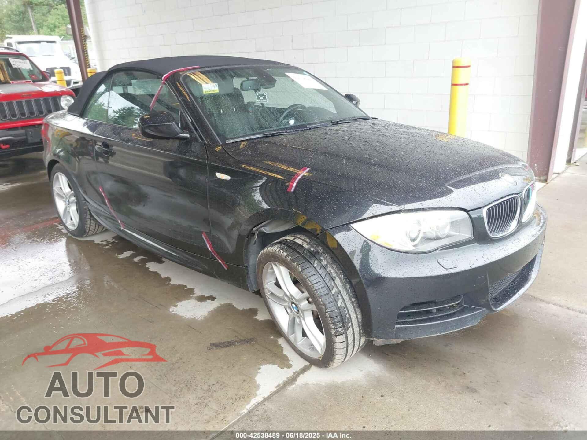 BMW 135I 2011 - WBAUN7C51BVM24504