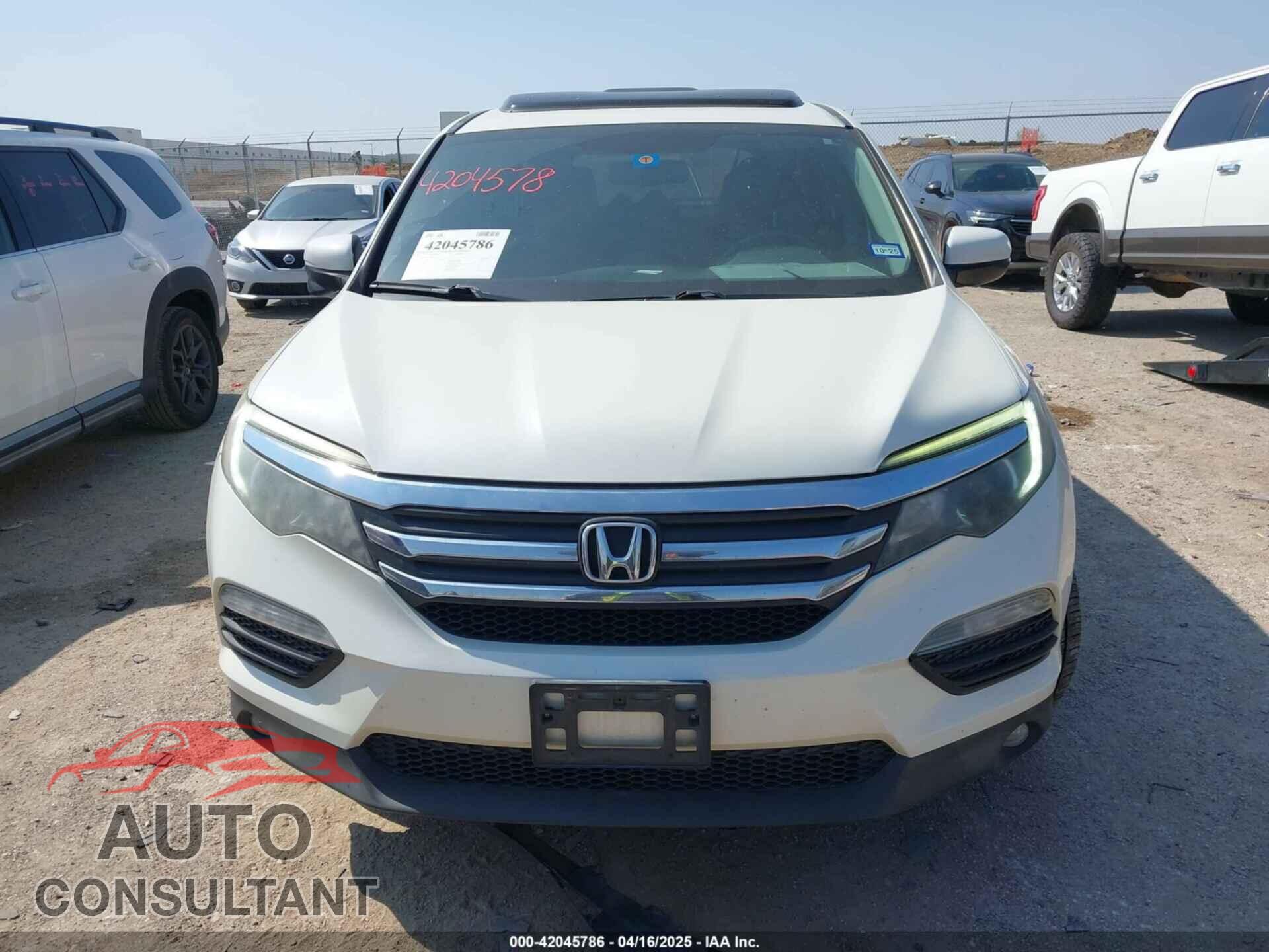 HONDA PILOT 2017 - 5FNYF5H54HB021459