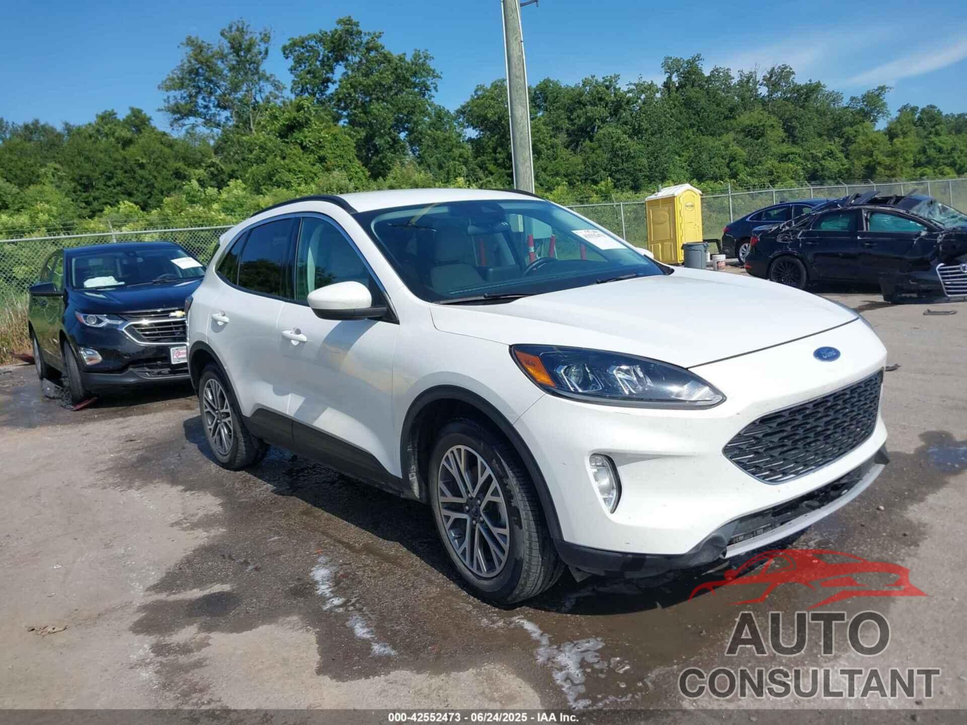 FORD ESCAPE 2021 - 1FMCU0H64MUA35113