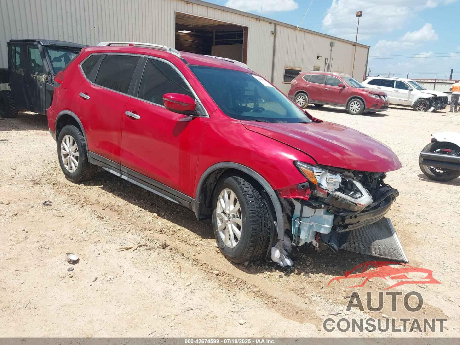 NISSAN ROGUE 2017 - JN8AT2MT2HW130581