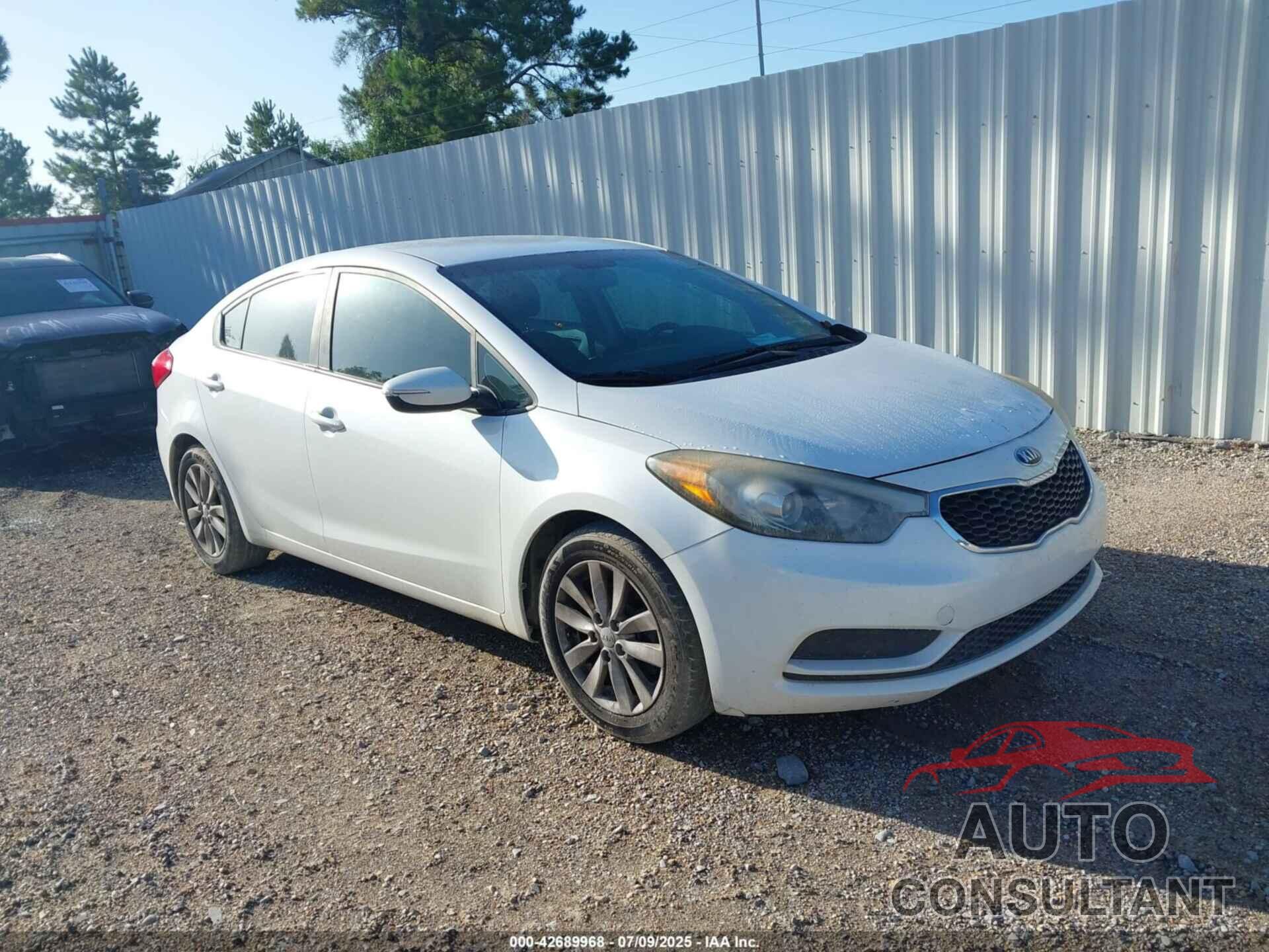 KIA FORTE 2016 - KNAFX4A65G5608011