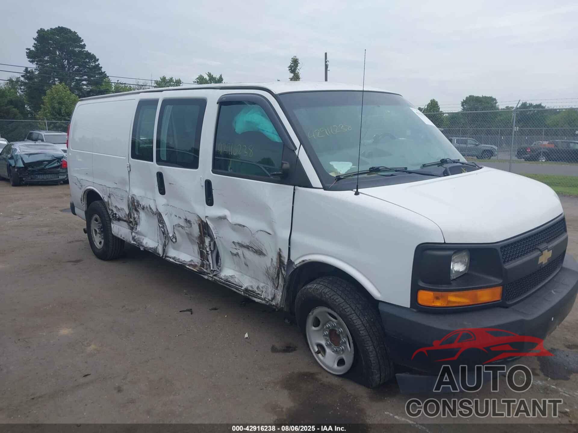 CHEVROLET EXPRESS 2500 2017 - 1GCWGBFG3H1106468